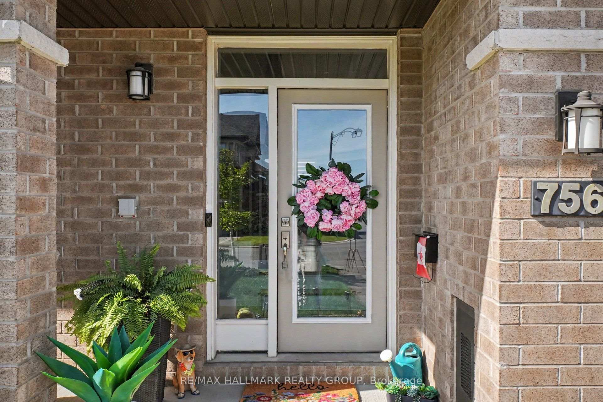 Photo 6 of 756 Cairn Crescent, Ottawa, Mer Bleue/Bradley Estates/Anderson Park — HOMEH