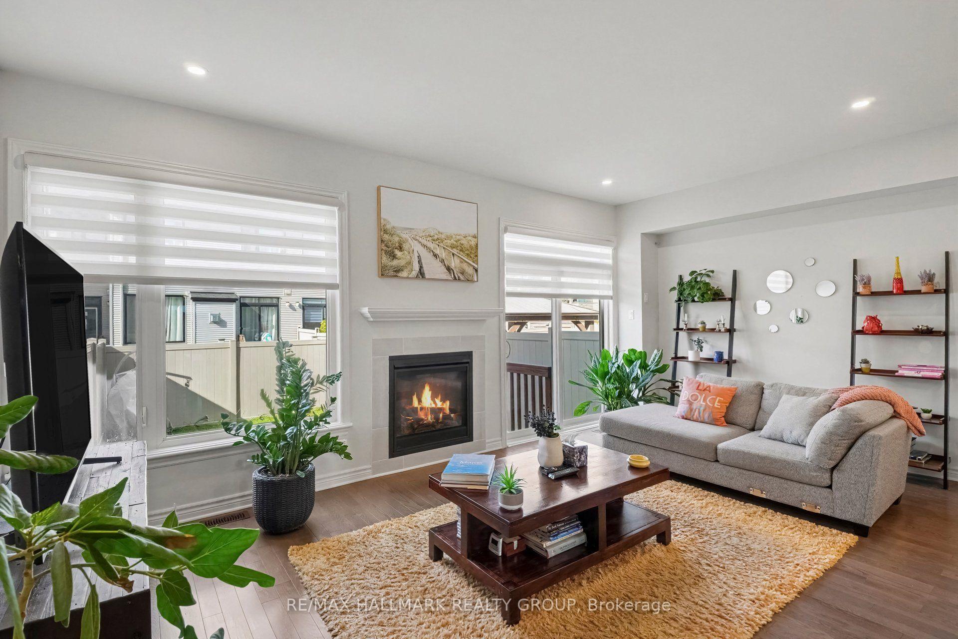 Photo 16 of 756 Cairn Crescent, Ottawa, Mer Bleue/Bradley Estates/Anderson Park — HOMEH