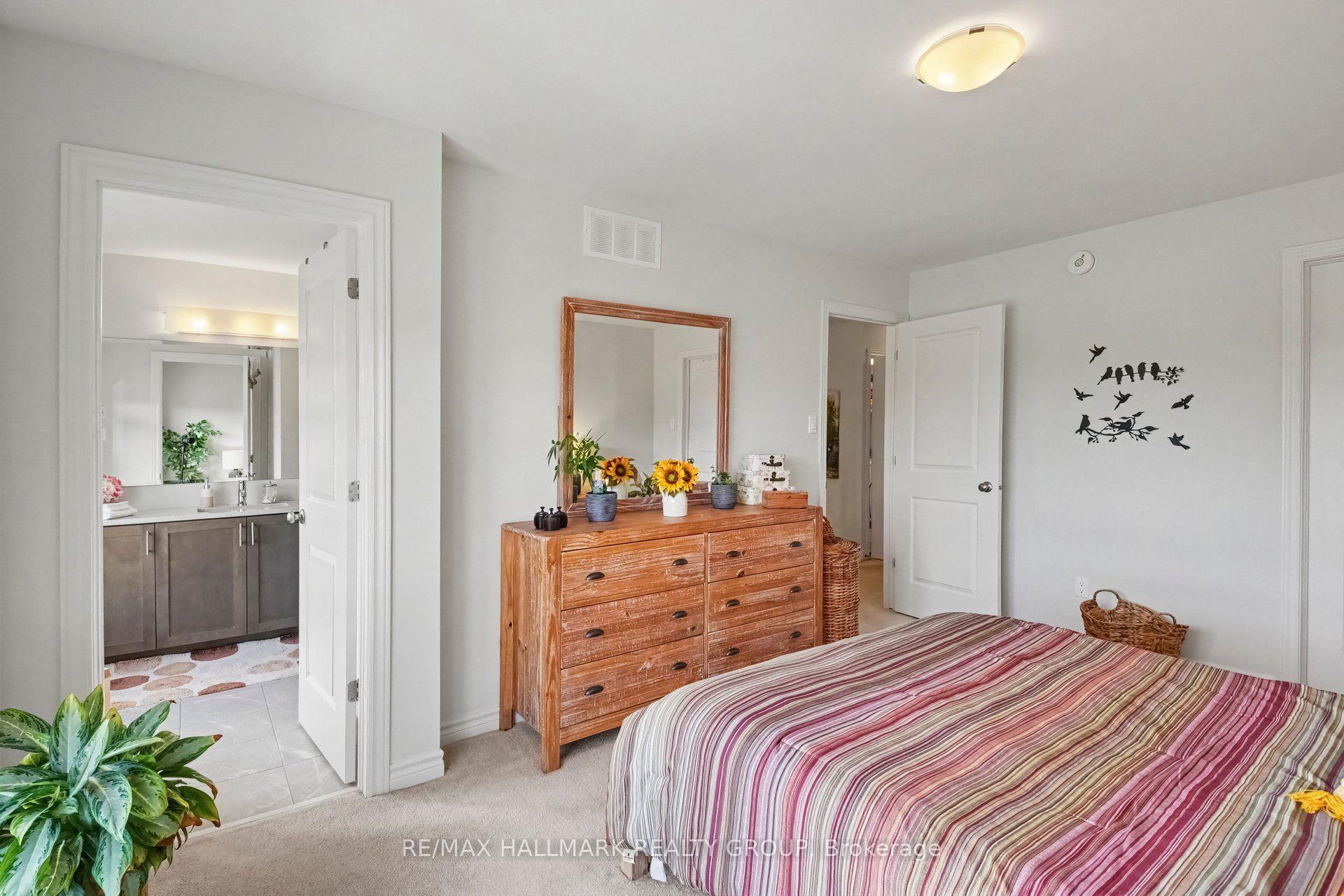 Photo 23 of 756 Cairn Crescent, Ottawa, Mer Bleue/Bradley Estates/Anderson Park — HOMEH