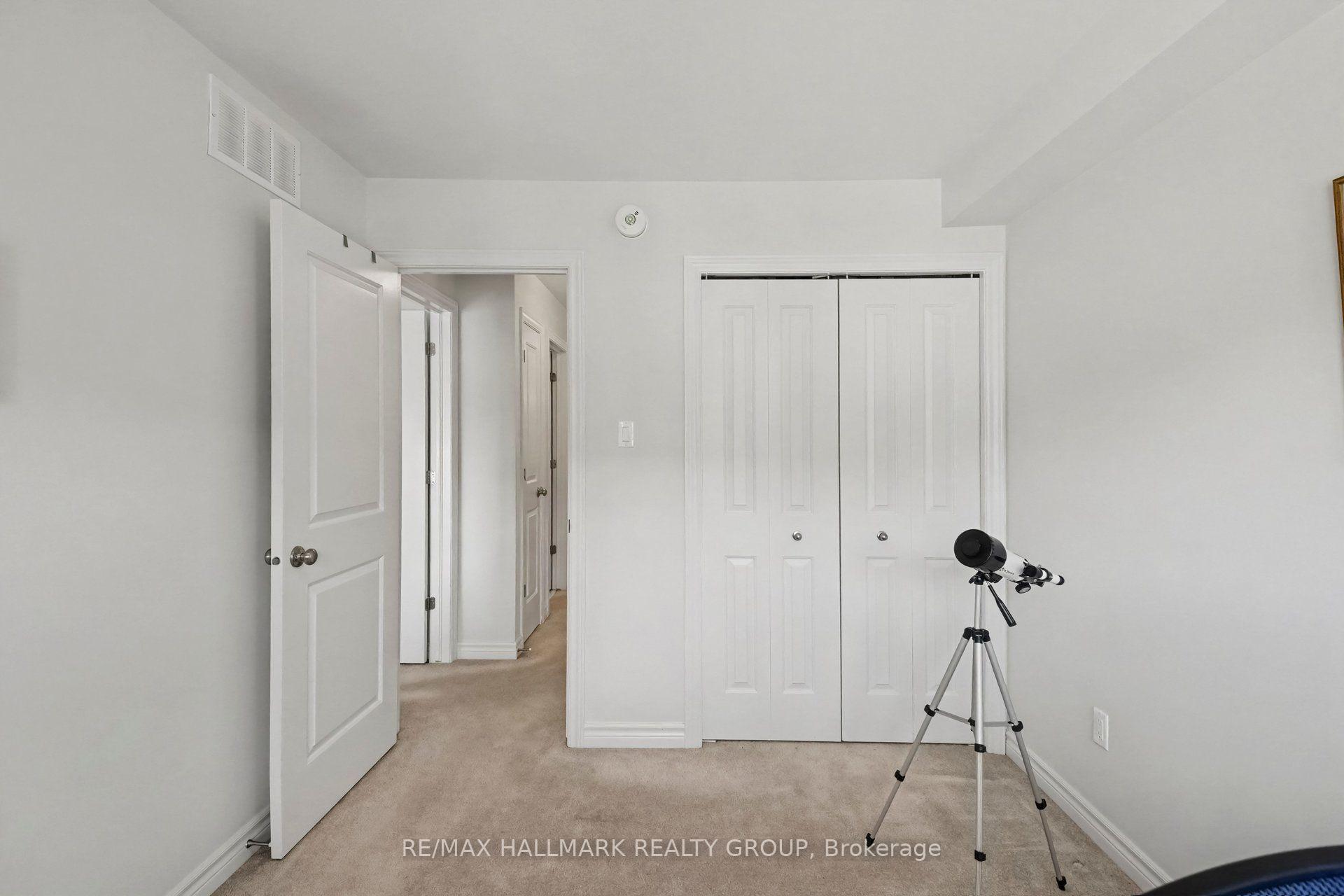 Photo 25 of 756 Cairn Crescent, Ottawa, Mer Bleue/Bradley Estates/Anderson Park — HOMEH