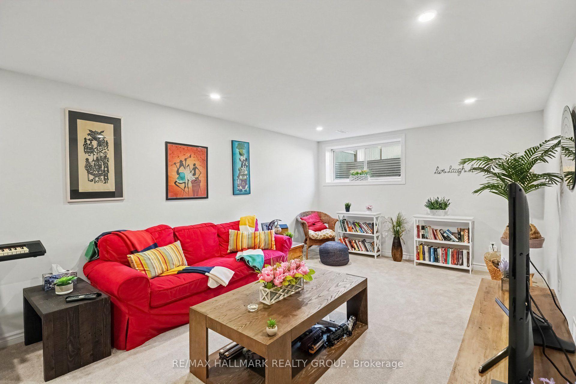 Photo 30 of 756 Cairn Crescent, Ottawa, Mer Bleue/Bradley Estates/Anderson Park — HOMEH