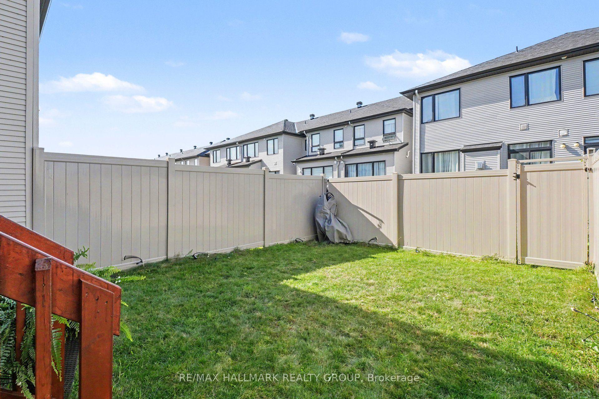 Photo 34 of 756 Cairn Crescent, Ottawa, Mer Bleue/Bradley Estates/Anderson Park — HOMEH