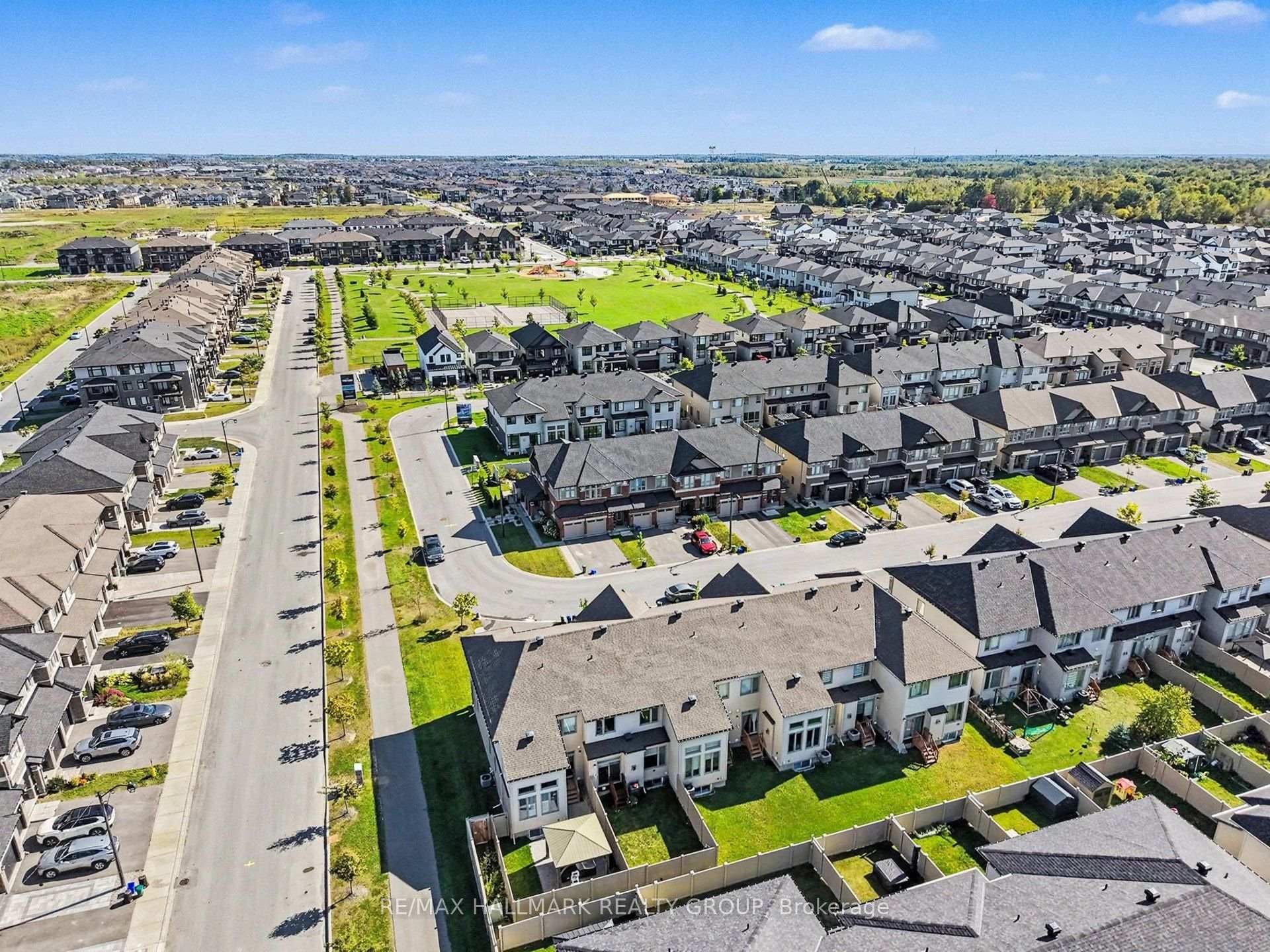 Photo 36 of 756 Cairn Crescent, Ottawa, Mer Bleue/Bradley Estates/Anderson Park — HOMEH
