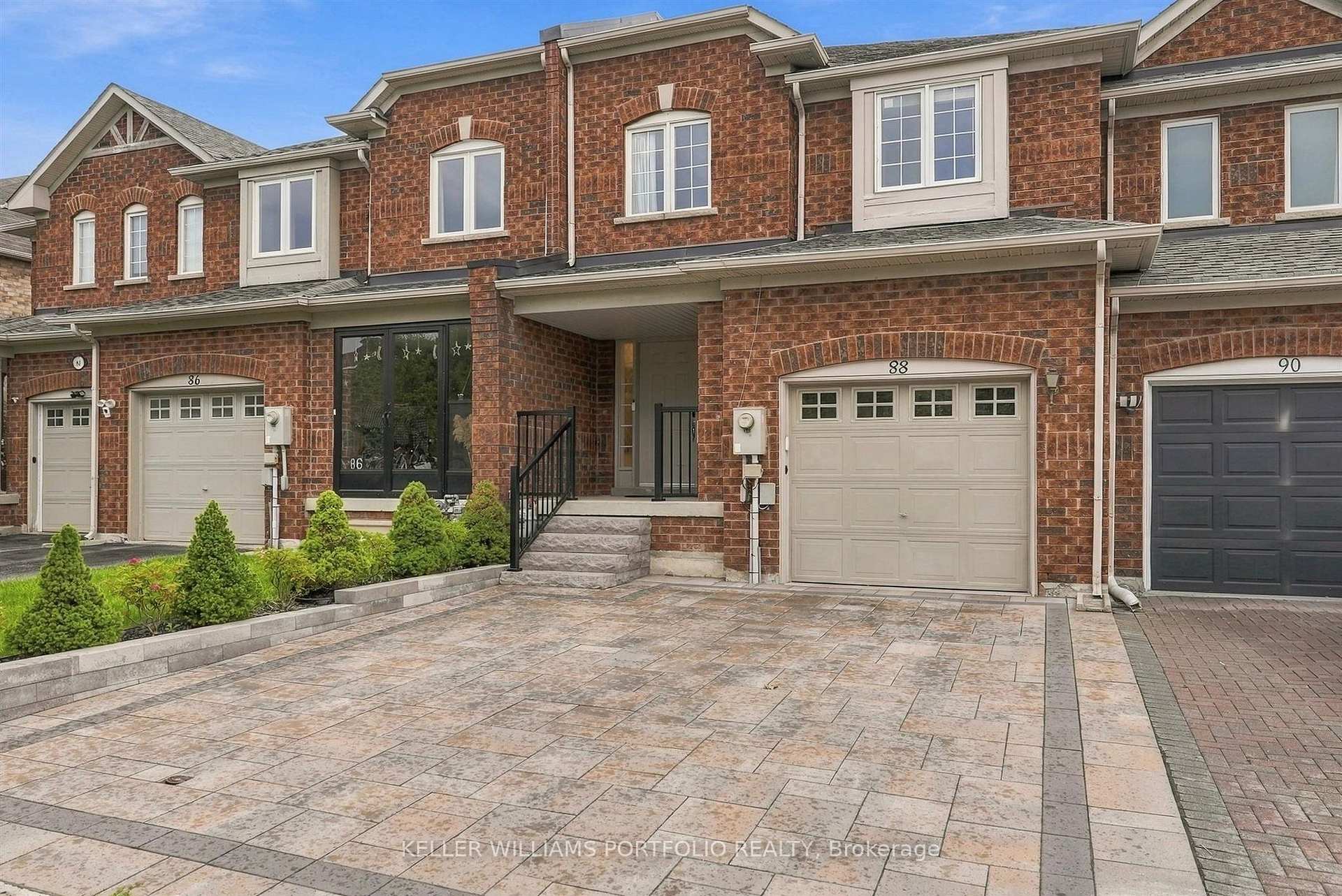 Photo 3 of 88 Matteo David Drive, Richmond Hill, Rouge Woods — HOMEH