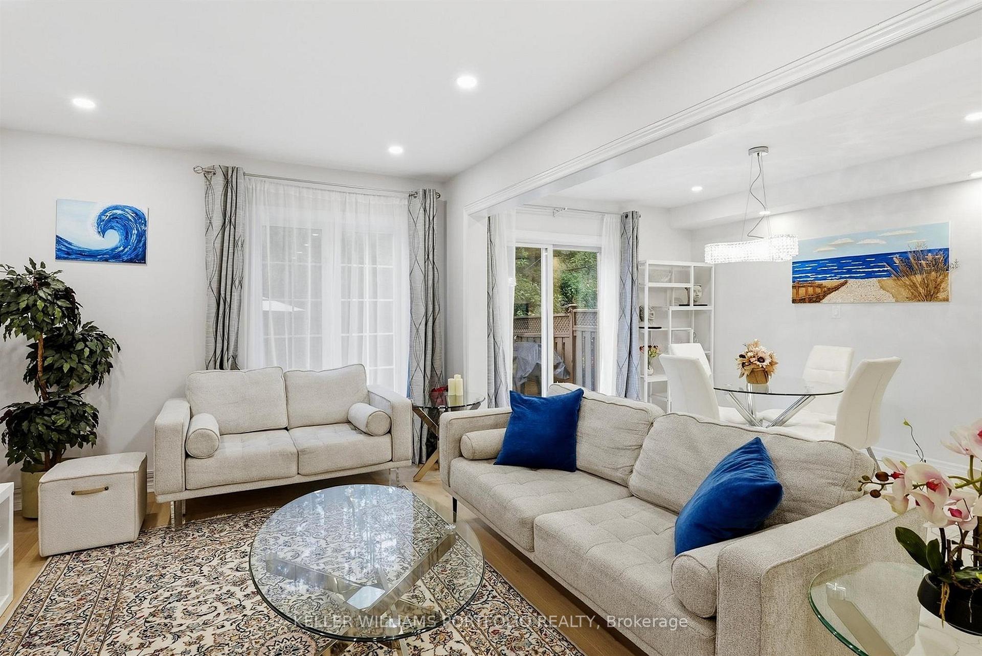 Photo 12 of 88 Matteo David Drive, Richmond Hill, Rouge Woods — HOMEH