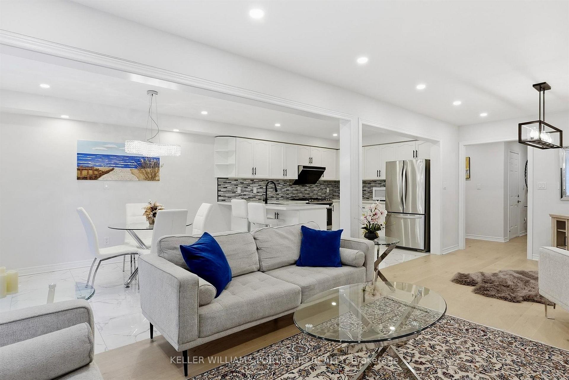 Photo 13 of 88 Matteo David Drive, Richmond Hill, Rouge Woods — HOMEH
