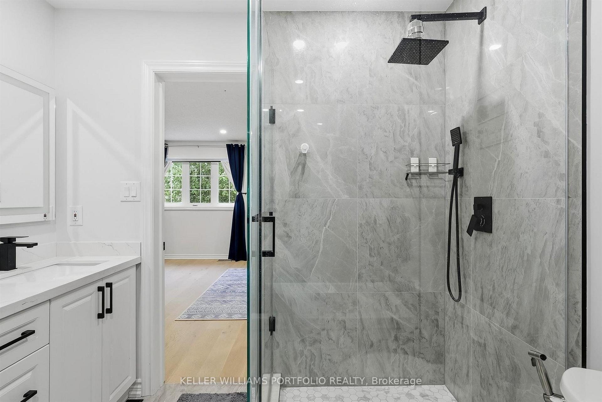 Photo 30 of 88 Matteo David Drive, Richmond Hill, Rouge Woods — HOMEH