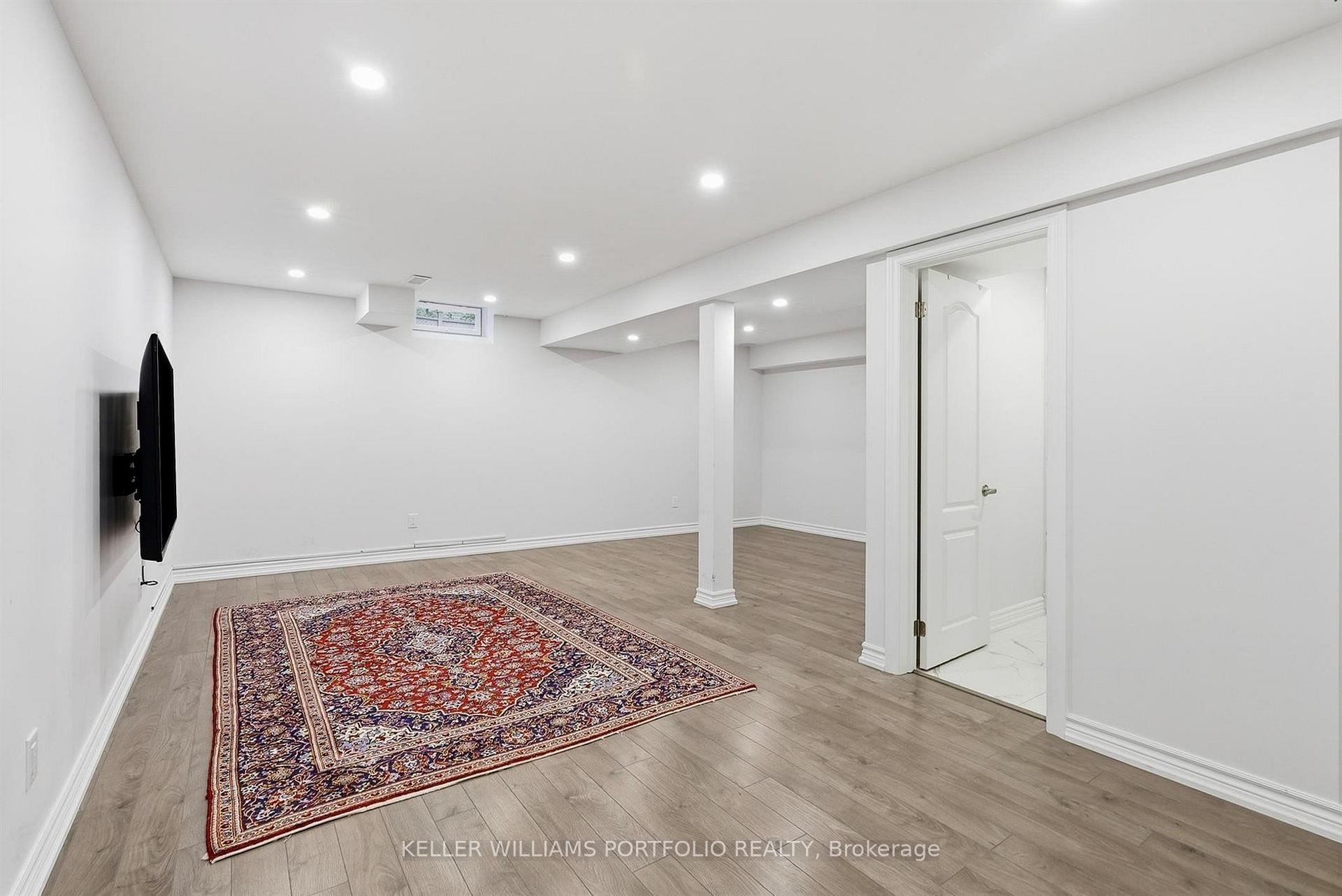 Photo 42 of 88 Matteo David Drive, Richmond Hill, Rouge Woods — HOMEH
