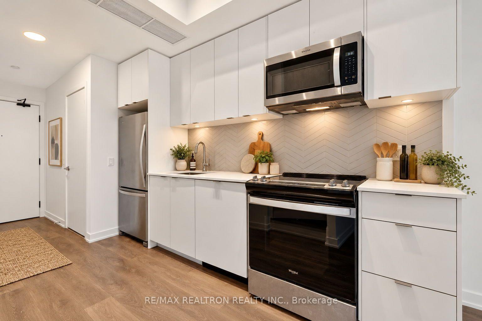 Photo 26 of Unit 108 B, 1604 Charles Street, Whitby, Port Whitby — HOMEH