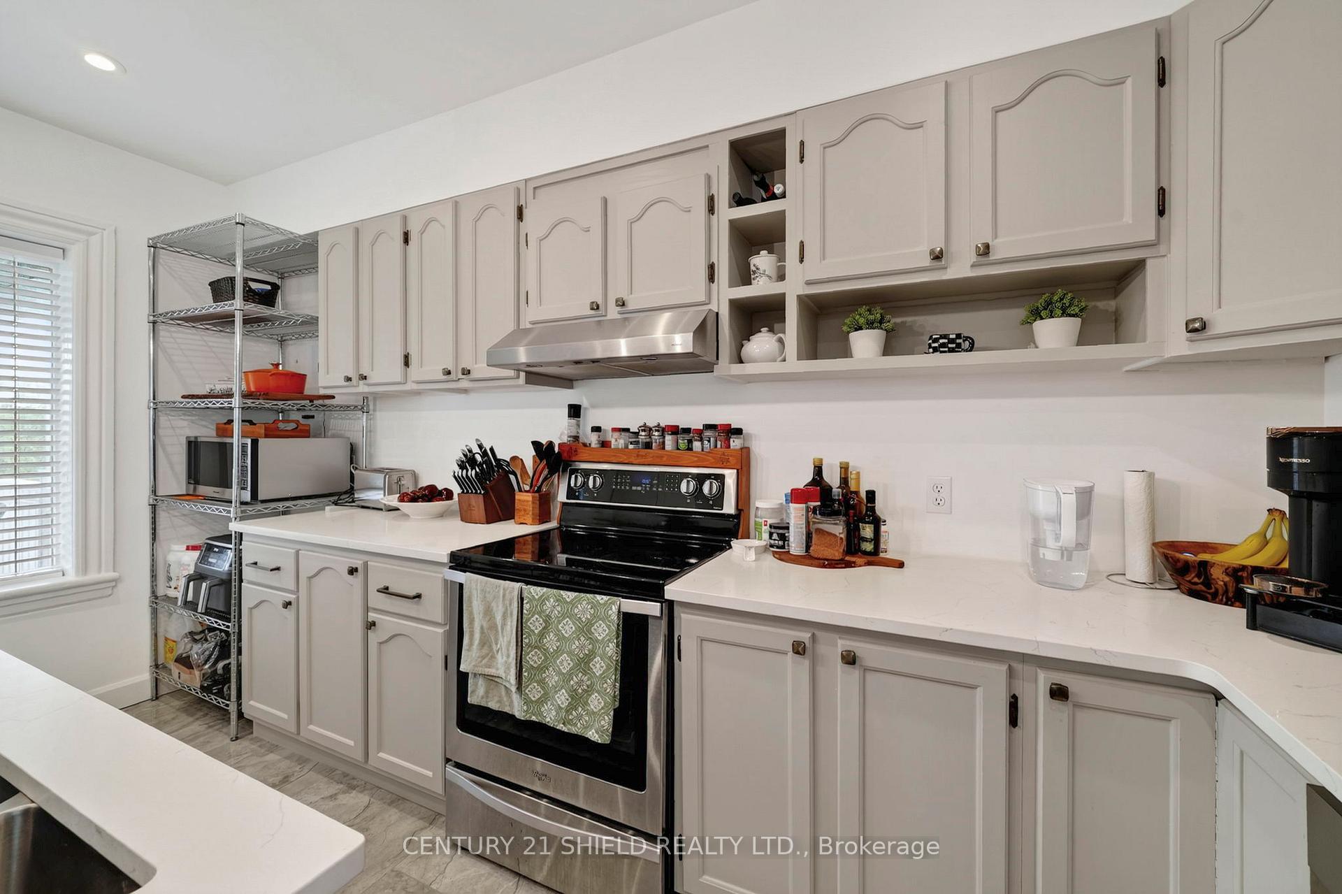 Photo 17 of 427 Water Street W, Cornwall, Cornwall — HOMEH