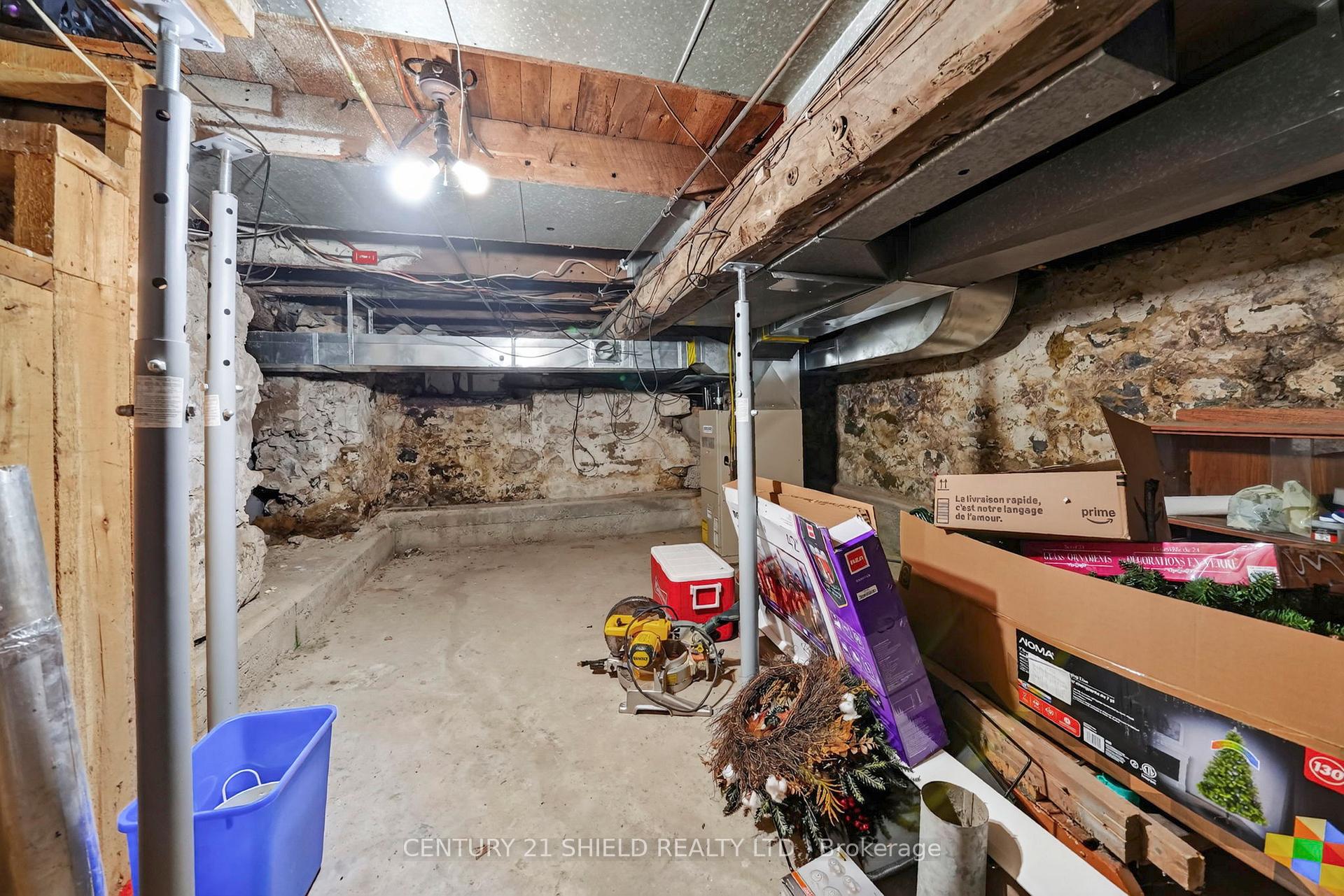 Photo 32 of 427 Water Street W, Cornwall, Cornwall — HOMEH