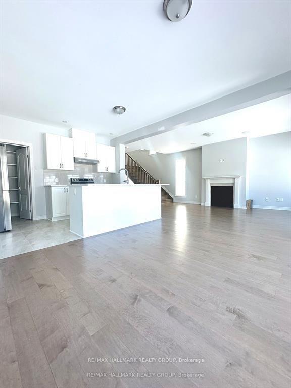 Photo 4 of 863 Snowdrop Crescent, Ottawa, Blossom Park/Kemp Park/Findlay Creek — HOMEH