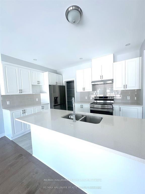 Photo 6 of 863 Snowdrop Crescent, Ottawa, Blossom Park/Kemp Park/Findlay Creek — HOMEH