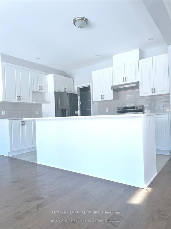 Photo 8 of 863 Snowdrop Crescent, Ottawa, Blossom Park/Kemp Park/Findlay Creek — HOMEH
