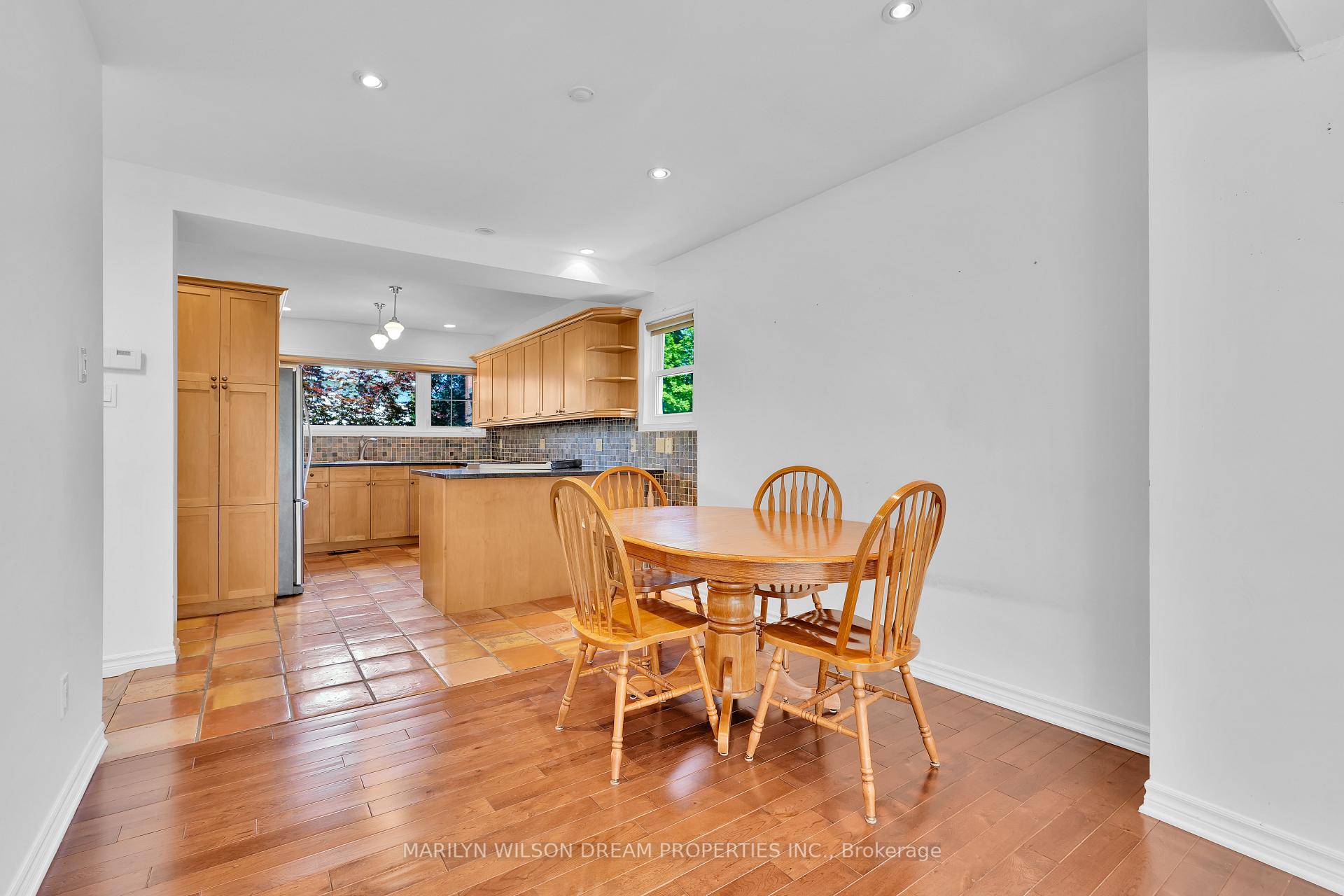 Photo 22 of 24 Bedford Crescent, Ottawa, Manor Park — HOMEH