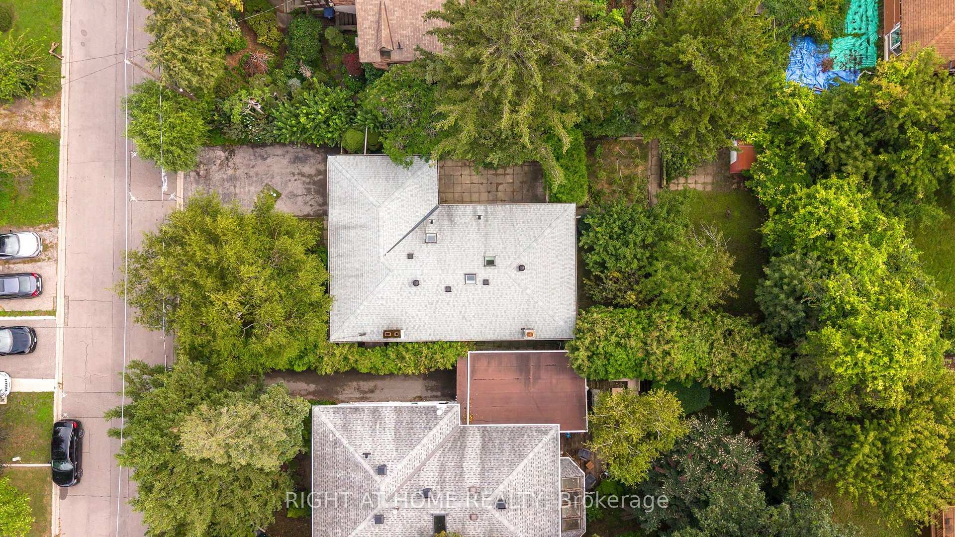 Photo 2 of 99 Elmhurst Avenue, North York, Lansing-Westgate — HOMEH
