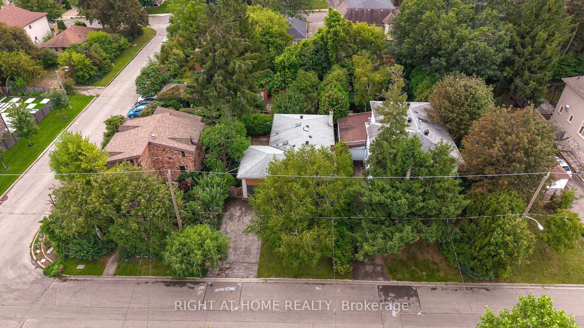 Photo 3 of 99 Elmhurst Avenue, North York, Lansing-Westgate — HOMEH