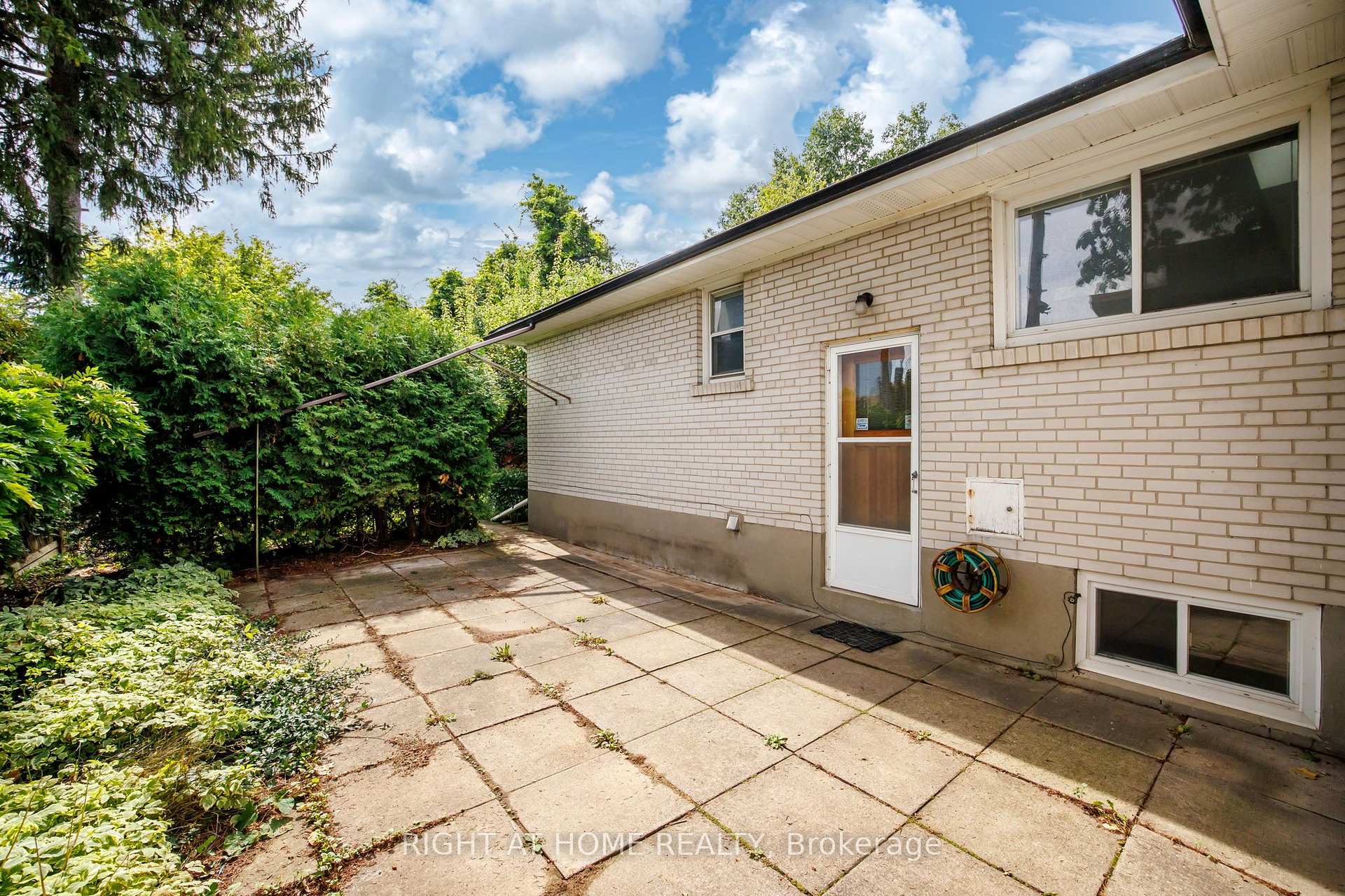 Photo 14 of 99 Elmhurst Avenue, North York, Lansing-Westgate — HOMEH