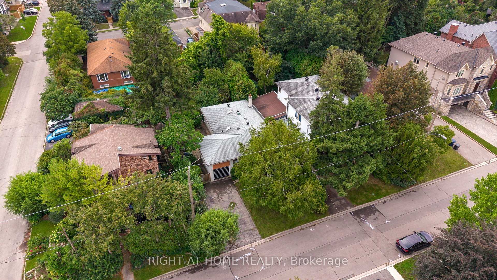 Photo 19 of 99 Elmhurst Avenue, North York, Lansing-Westgate — HOMEH
