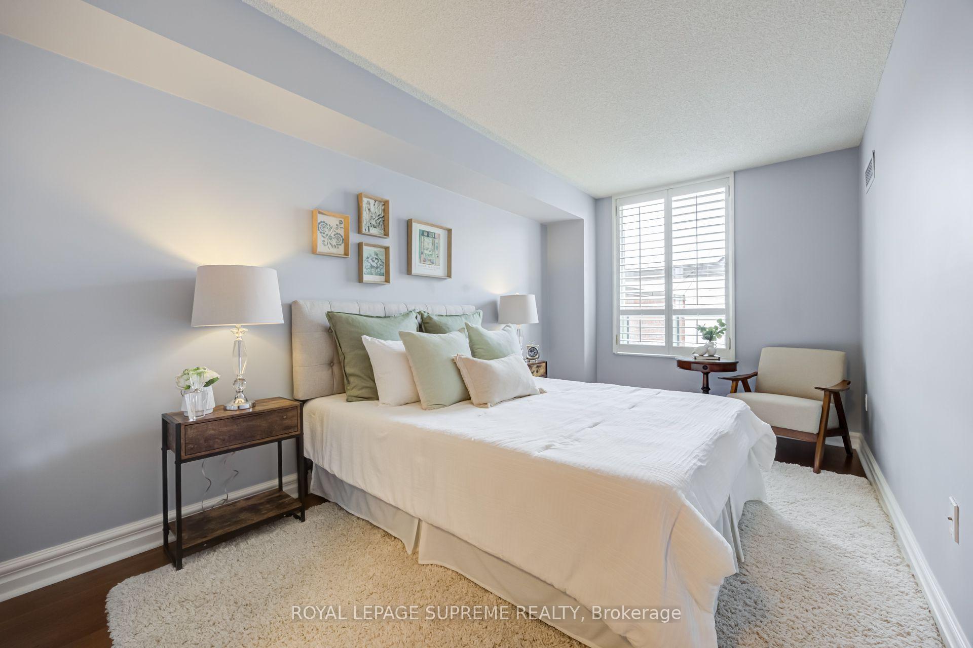 Photo 17 of Unit 204, 221 Robinson Street E, Oakville, Old Oakville — HOMEH