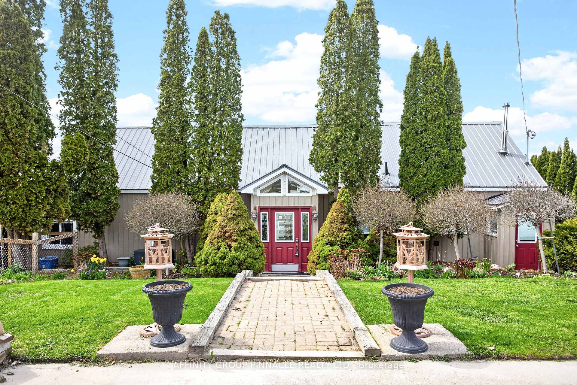 Photo 7 of 14 Oriole Road, Kawartha Lakes, Fenelon Falls — HOMEH