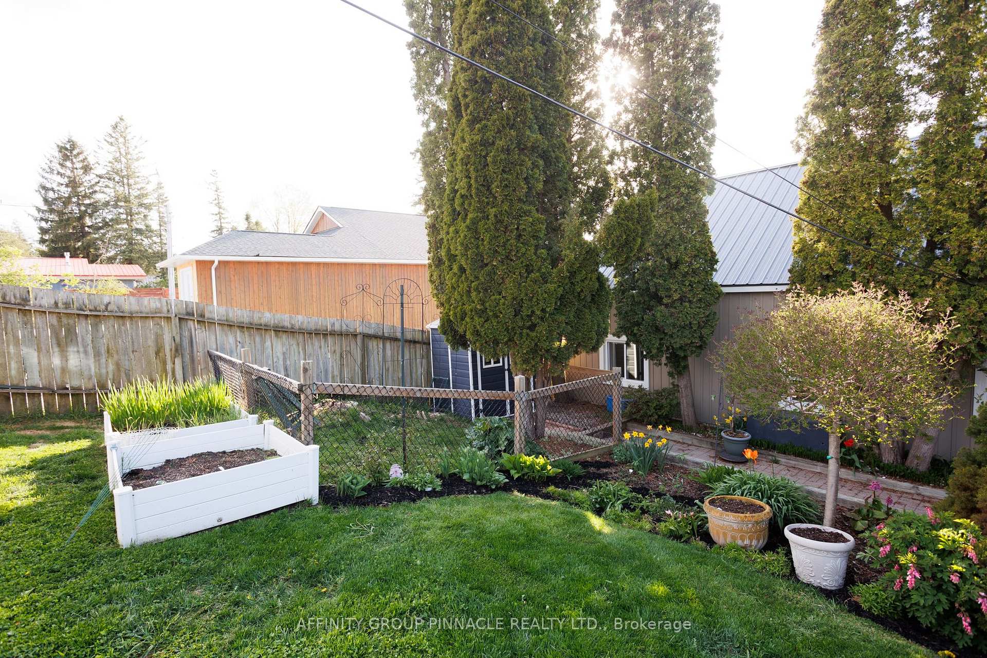 Photo 43 of 14 Oriole Road, Kawartha Lakes, Fenelon Falls — HOMEH