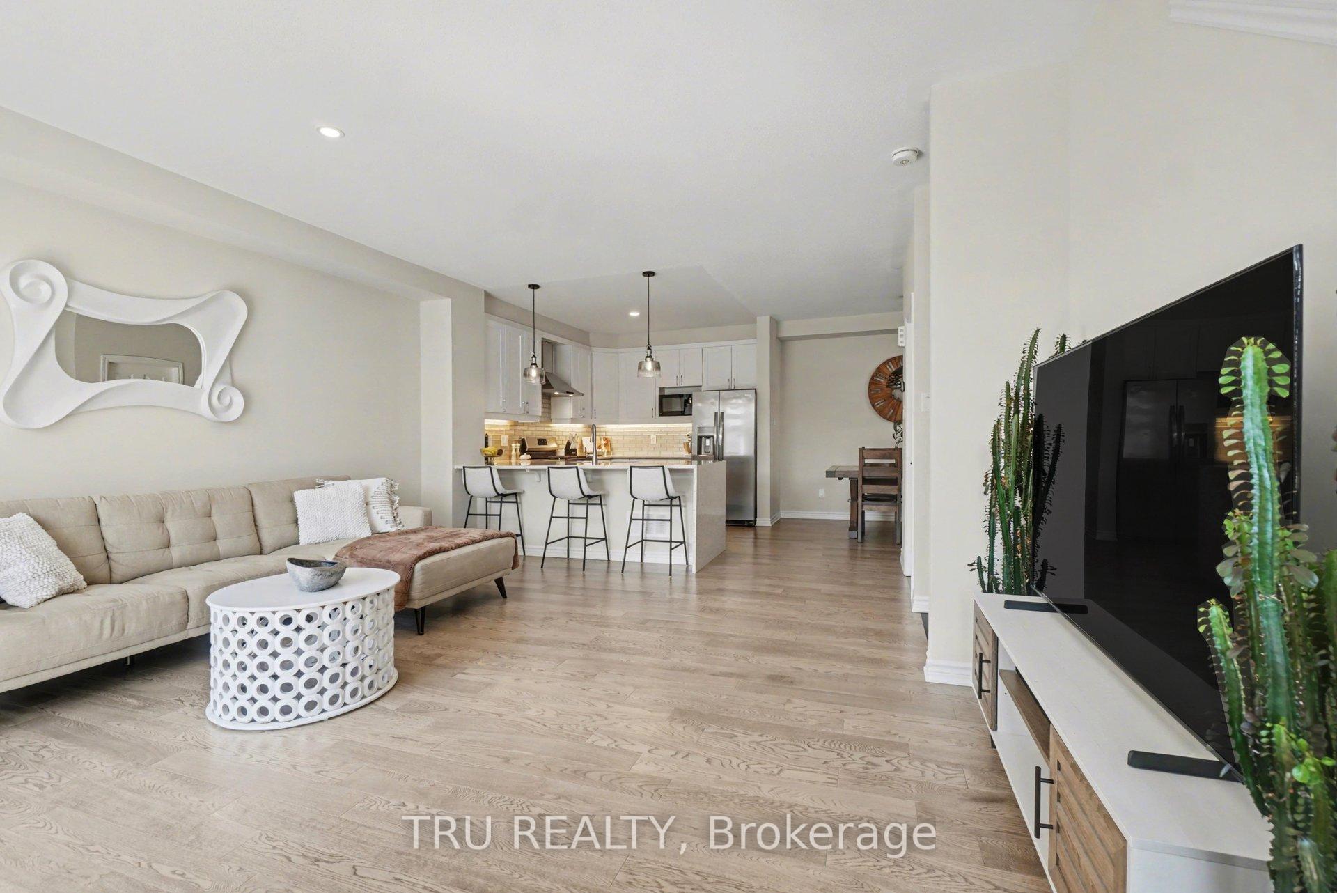 Photo 8 of 520 Rye Grass Way, Ottawa, Barrhaven - Half Moon Bay — HOMEH