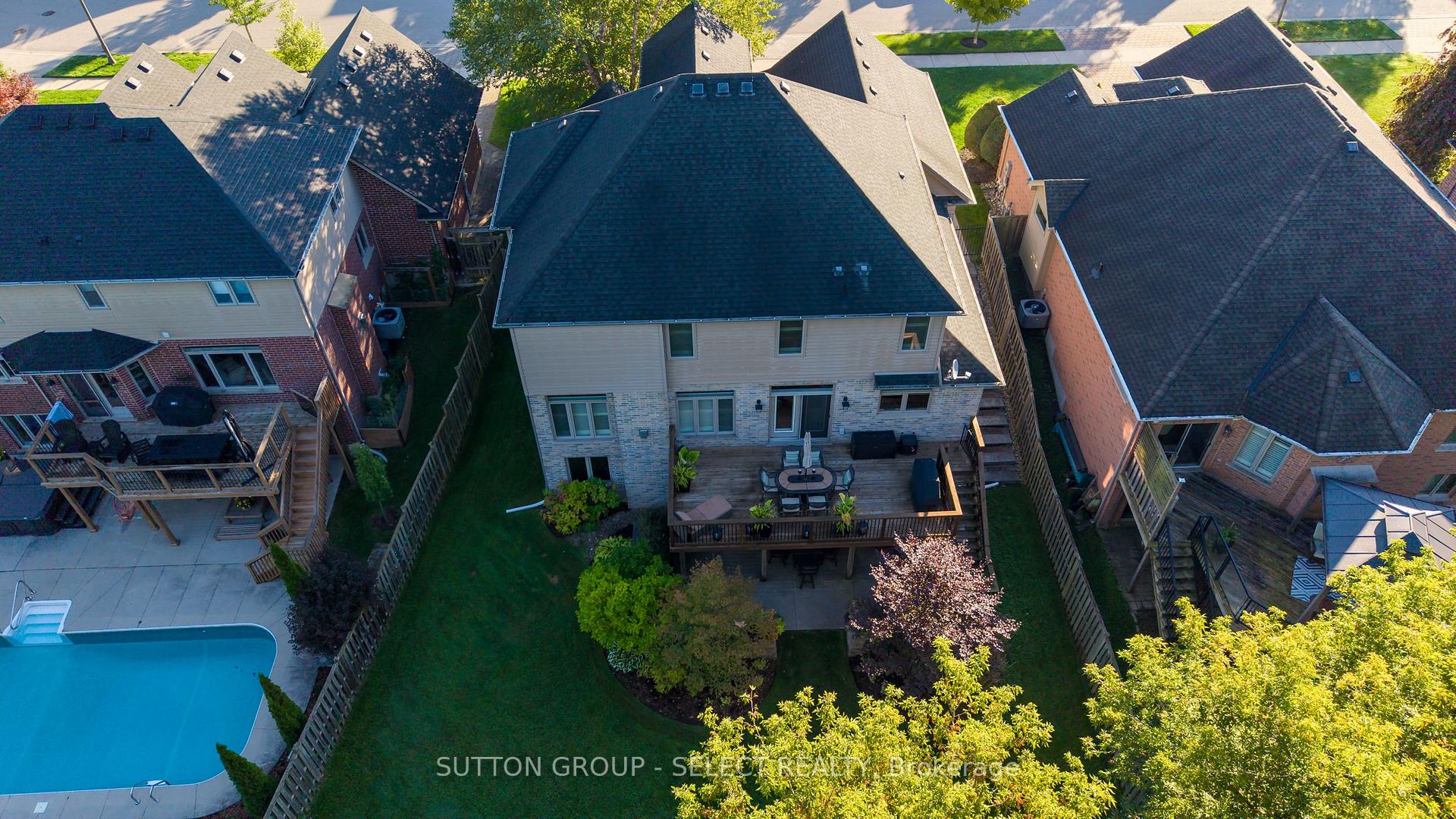 Photo 5 of 1940 Riverbend Road, London, South A — HOMEH