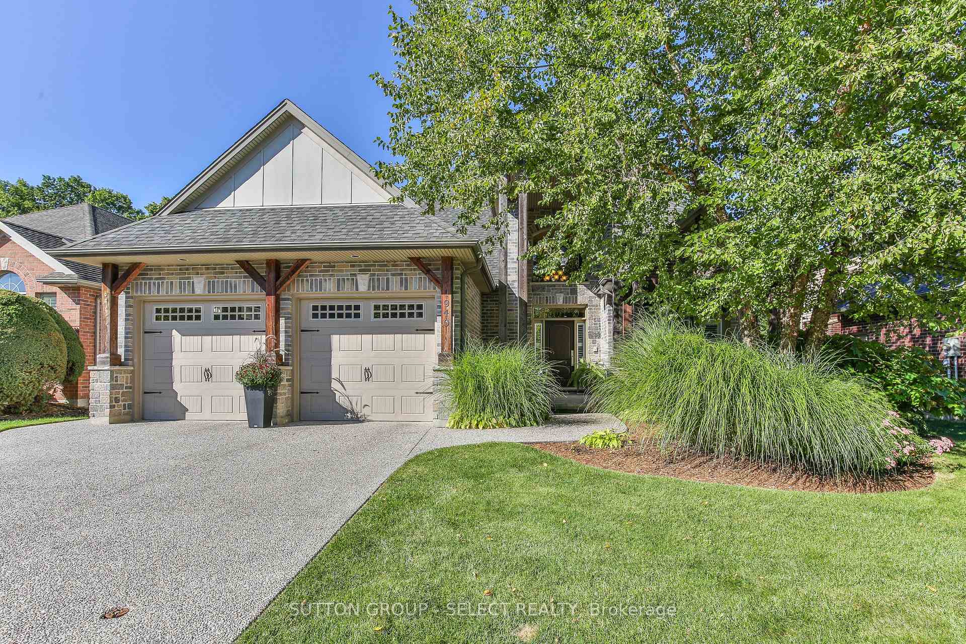 Photo 7 of 1940 Riverbend Road, London, South A — HOMEH