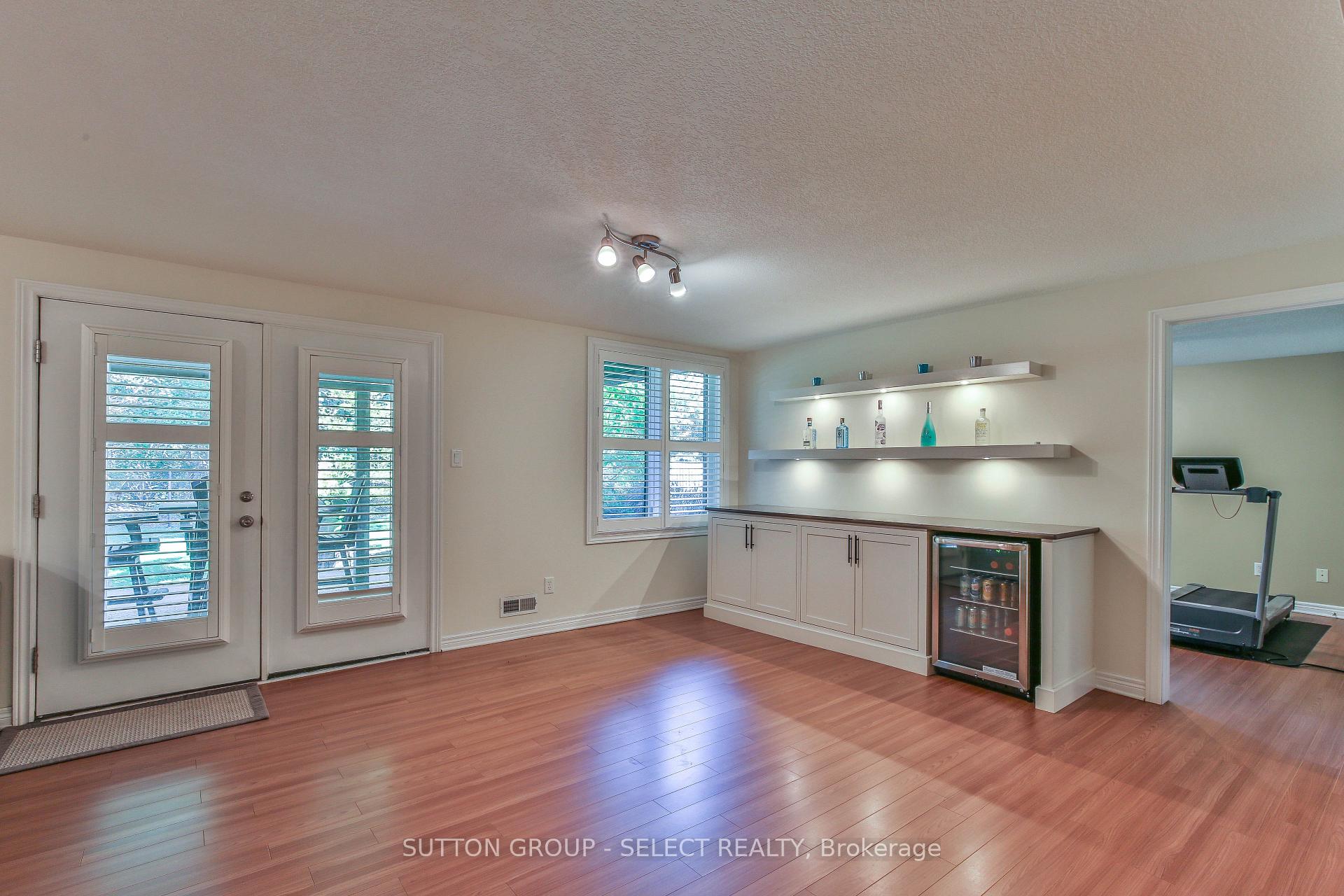 Photo 35 of 1940 Riverbend Road, London, South A — HOMEH