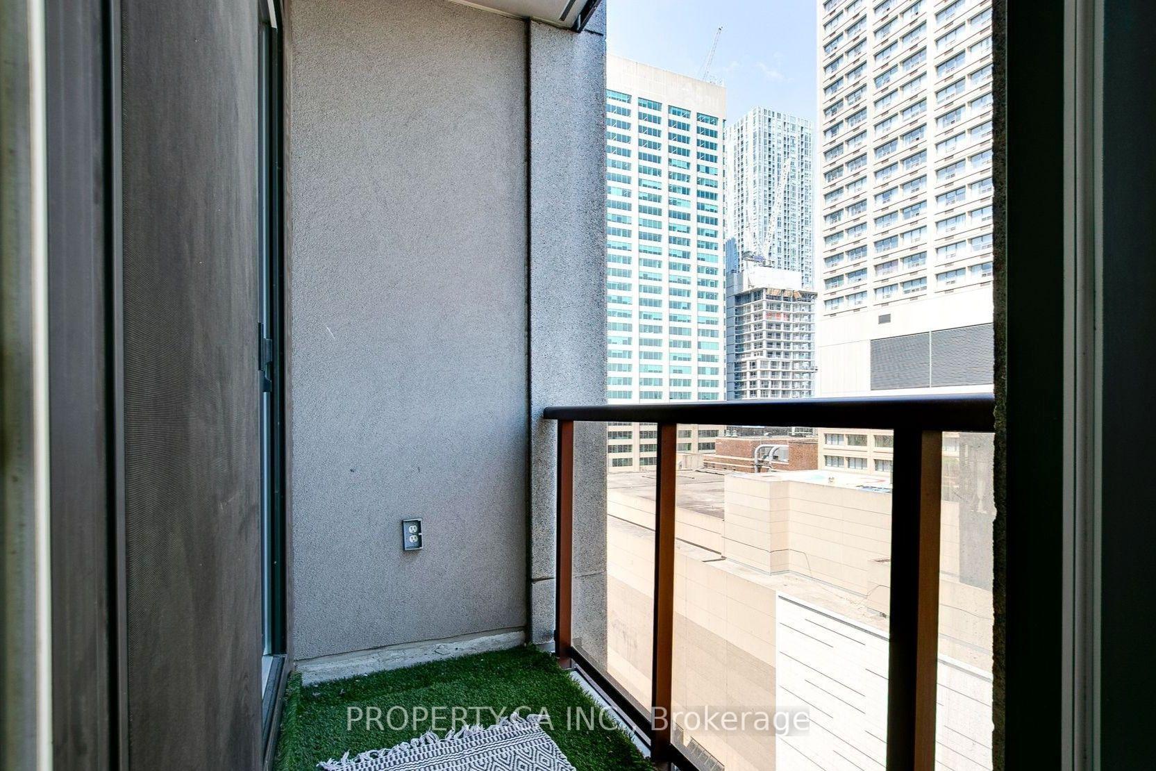Photo 10 of Unit 1503, 85 Bloor Street E, Toronto, Church-Yonge Corridor — HOMEH