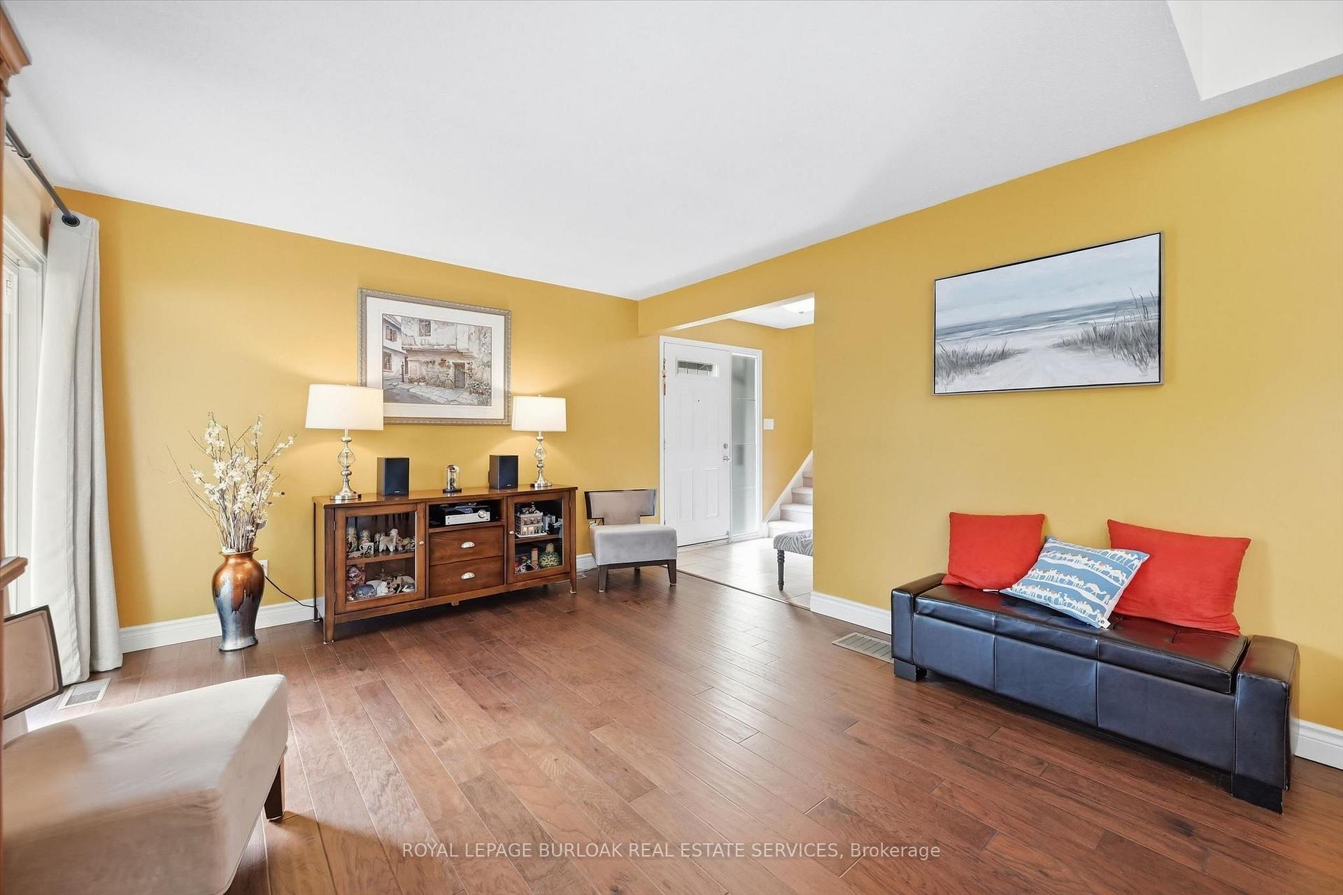 Photo 10 of Unit 7, 1576 Kerns Road, Burlington, Tyandaga — HOMEH