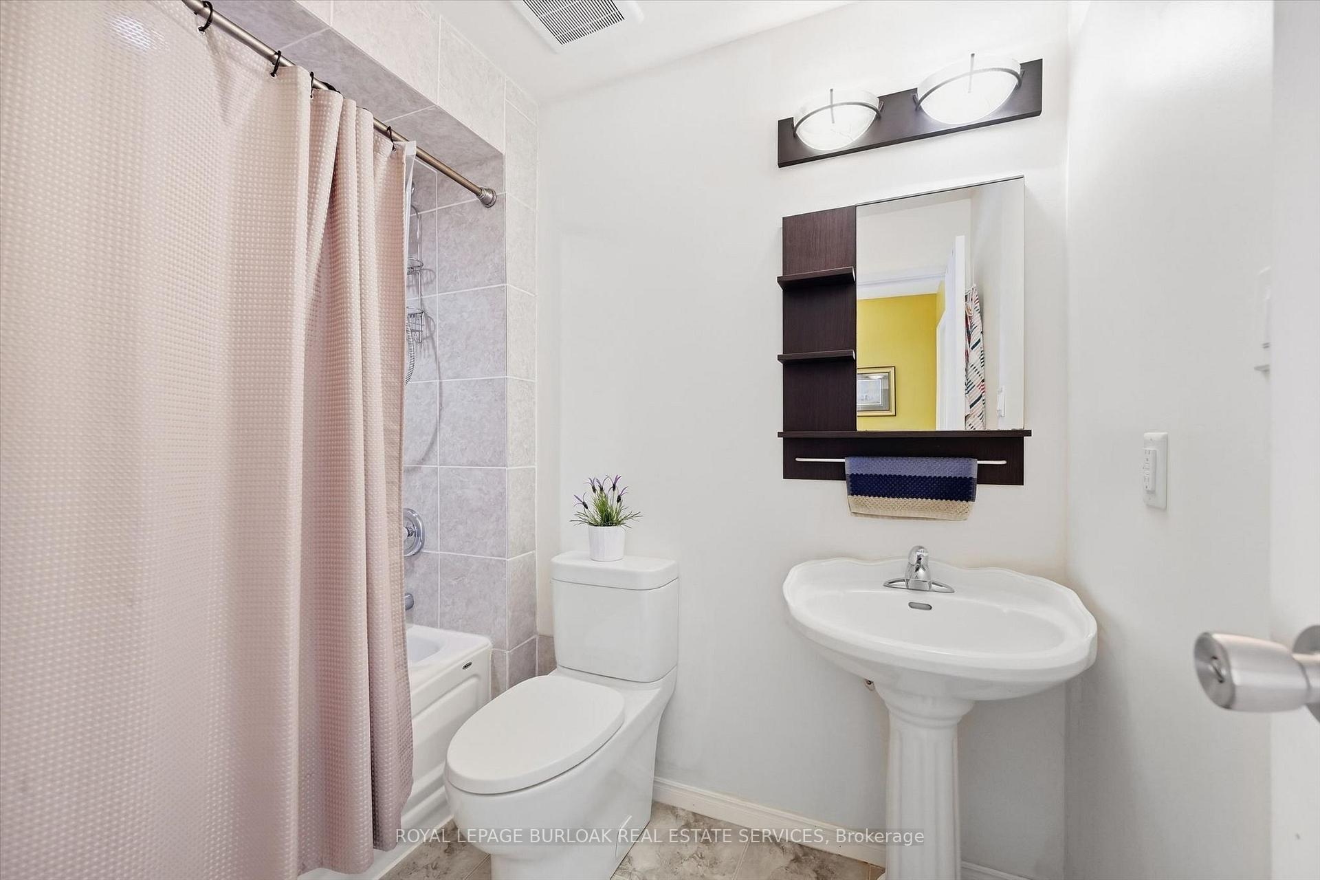 Photo 24 of Unit 7, 1576 Kerns Road, Burlington, Tyandaga — HOMEH