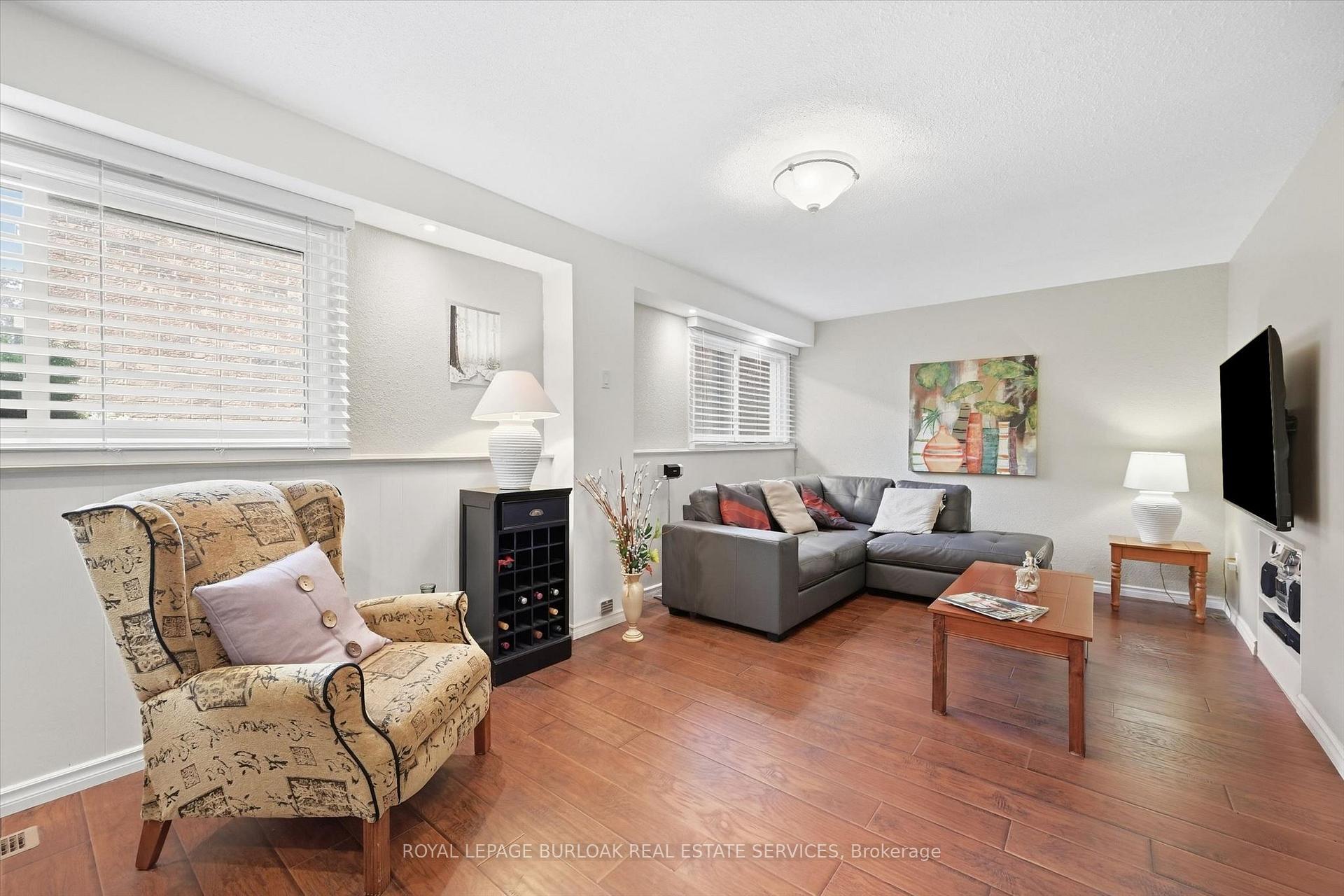 Photo 30 of Unit 7, 1576 Kerns Road, Burlington, Tyandaga — HOMEH