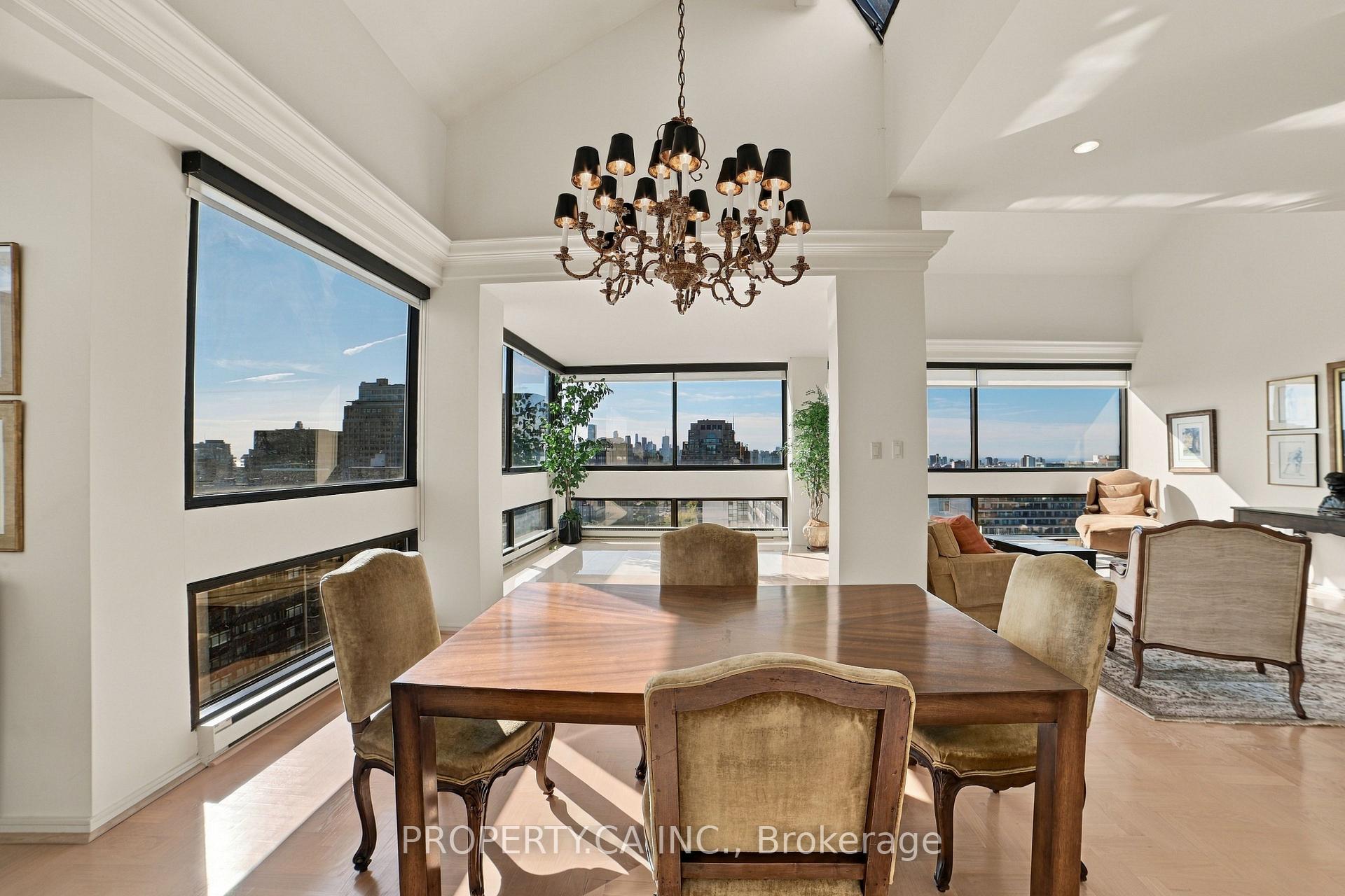Photo 9 of Unit 1402, 150 Heath Street, Toronto, Casa Loma — HOMEH