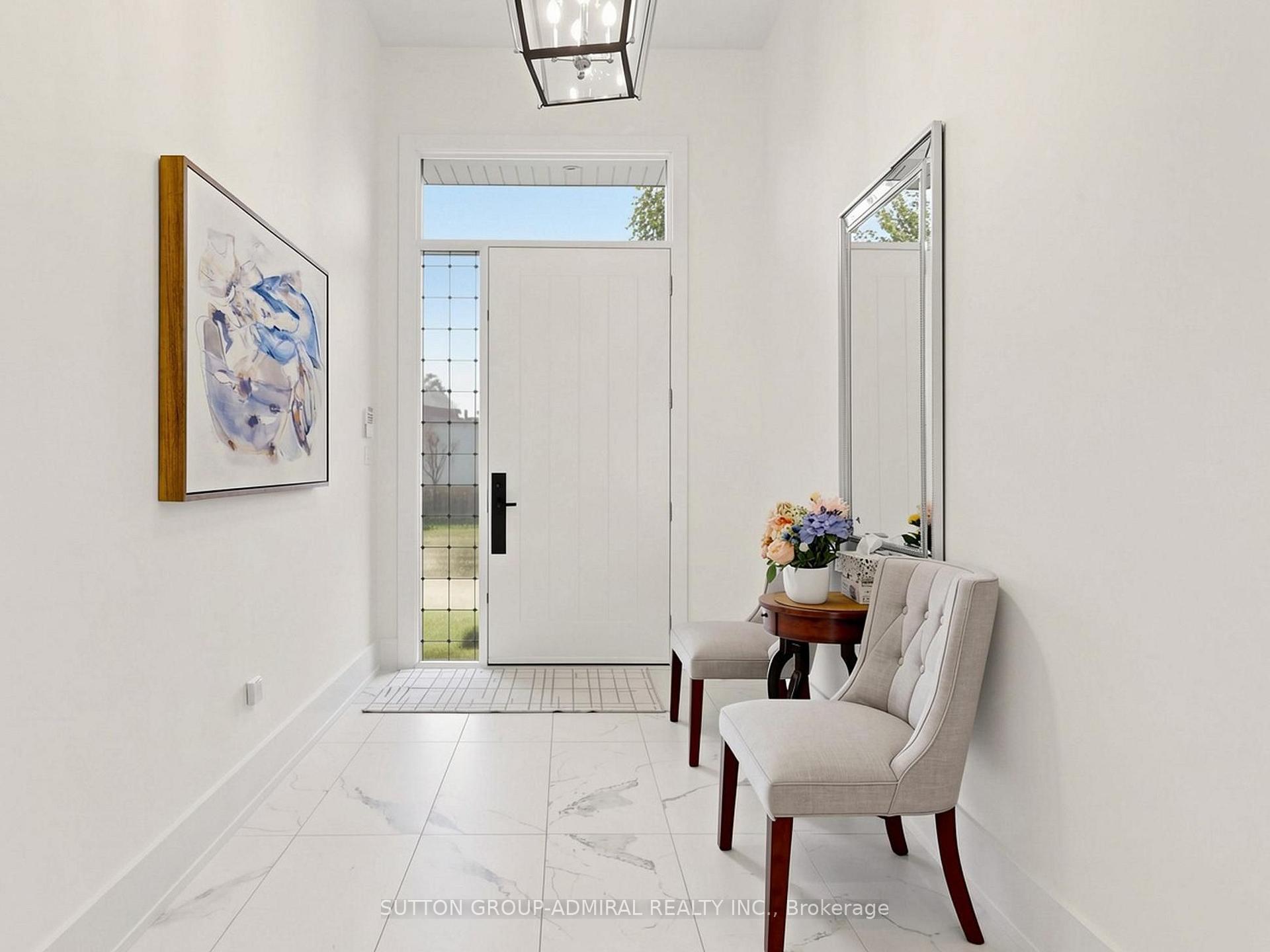Photo 27 of 18 Dunsmore Gardens, North York, Clanton Park — HOMEH