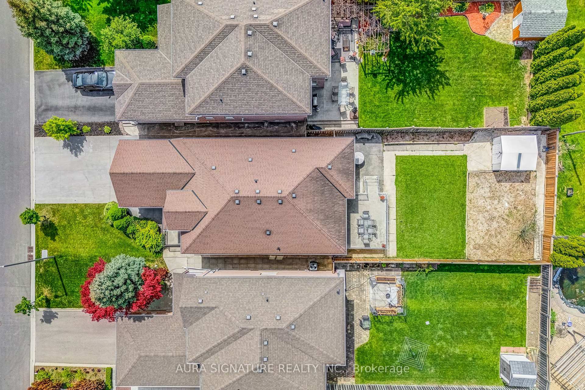 Photo 34 of 30 Graceview Court, Vaughan, West Woodbridge — HOMEH