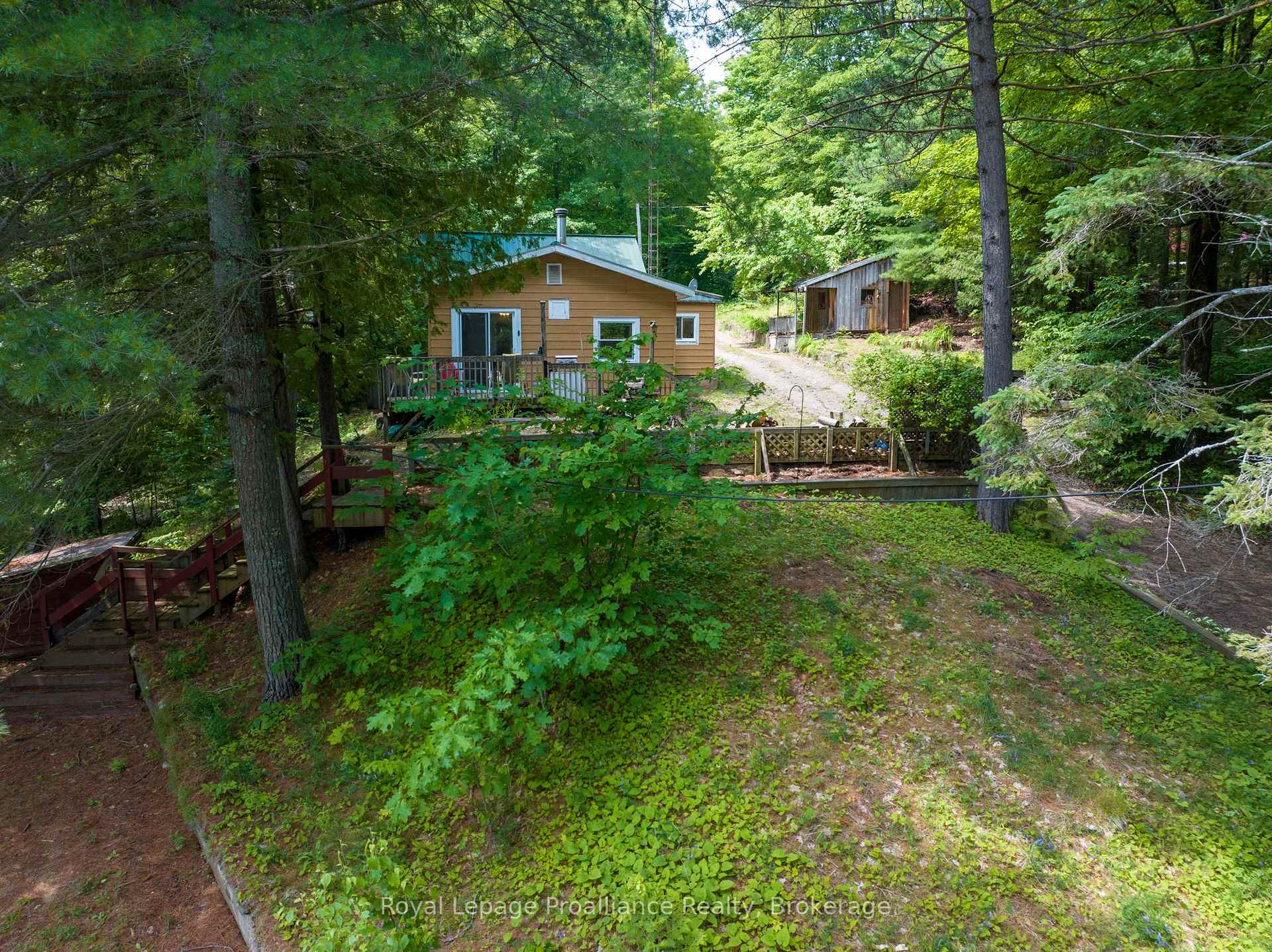 Photo 3 of 1166 Rocky Lane, Frontenac, Frontenac North — HOMEH