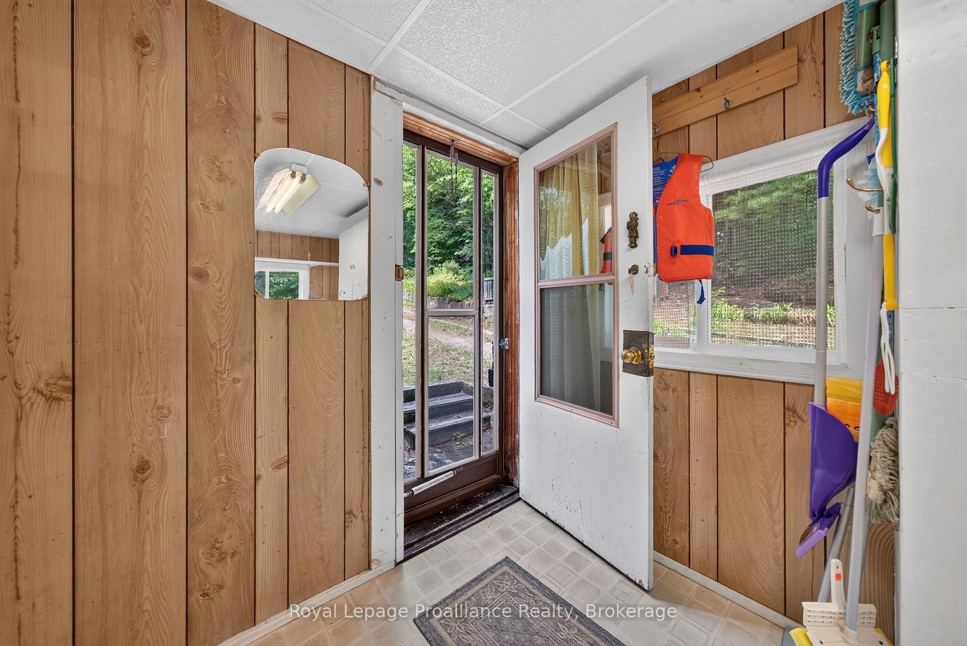 Photo 5 of 1166 Rocky Lane, Frontenac, Frontenac North — HOMEH