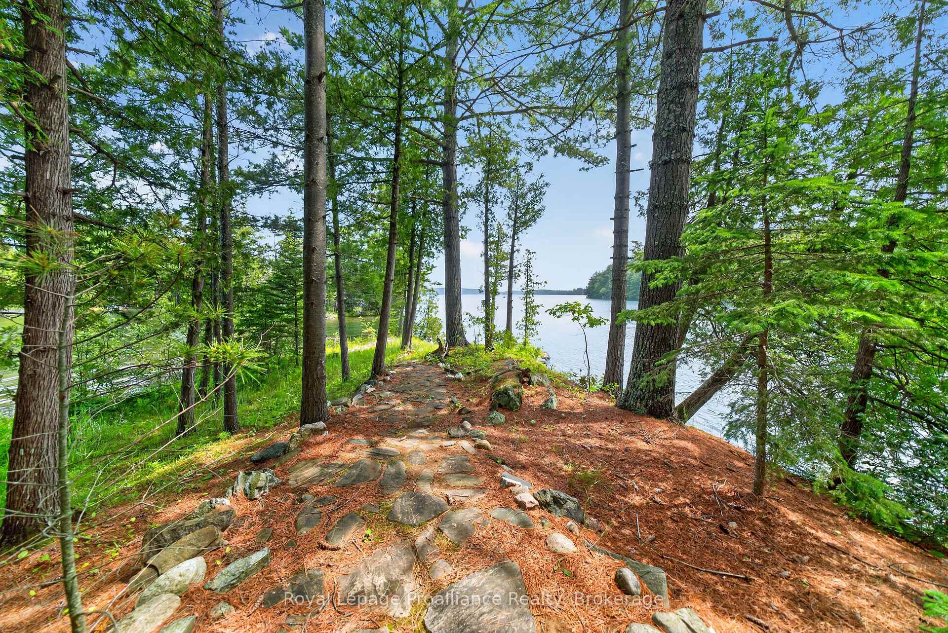 Photo 32 of 1166 Rocky Lane, Frontenac, Frontenac North — HOMEH