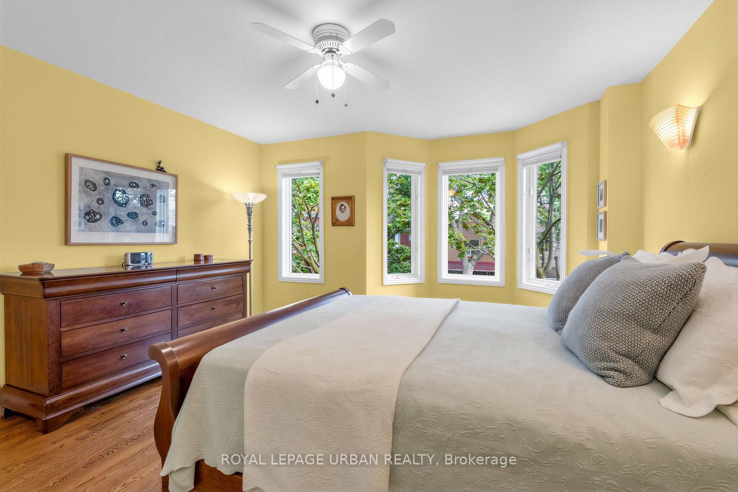 Photo 12 of 140A Euclid Avenue, Toronto, Trinity-Bellwoods — HOMEH