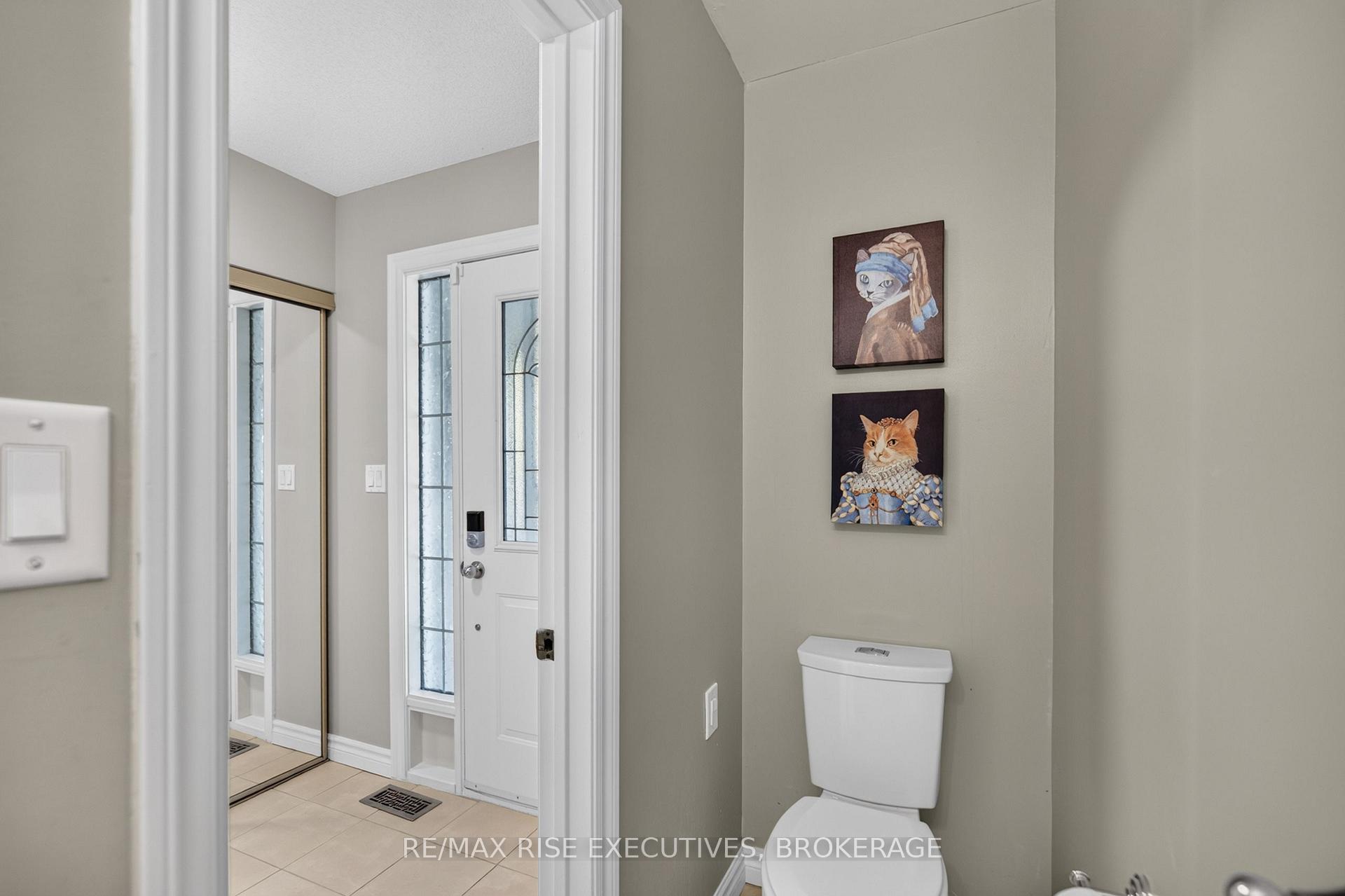 Photo 12 of 947 Prestwick Crescent, Kingston, East Gardiners Rd — HOMEH
