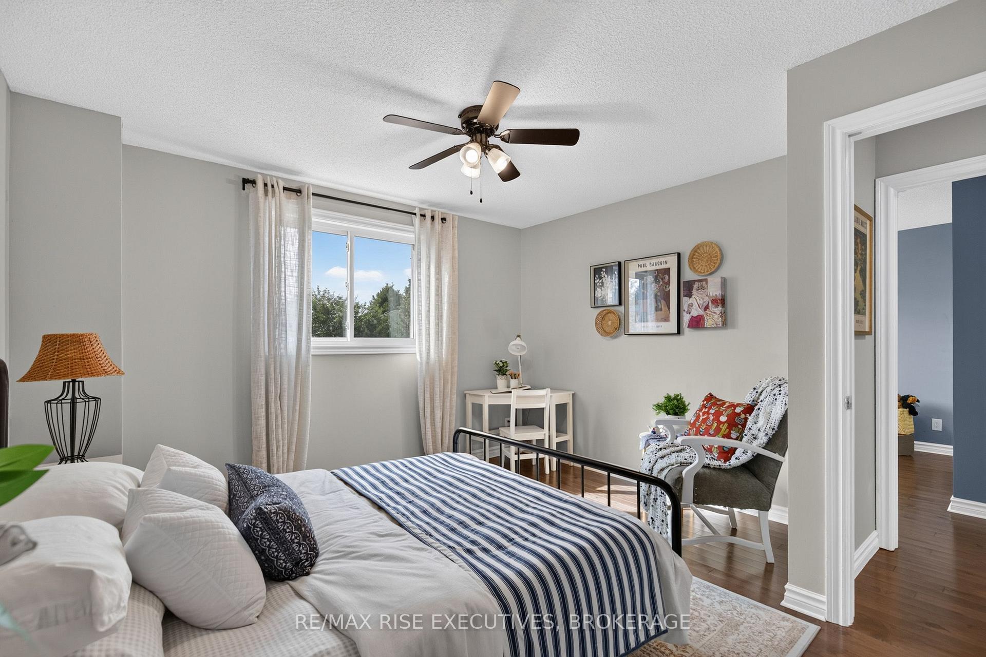 Photo 35 of 947 Prestwick Crescent, Kingston, East Gardiners Rd — HOMEH
