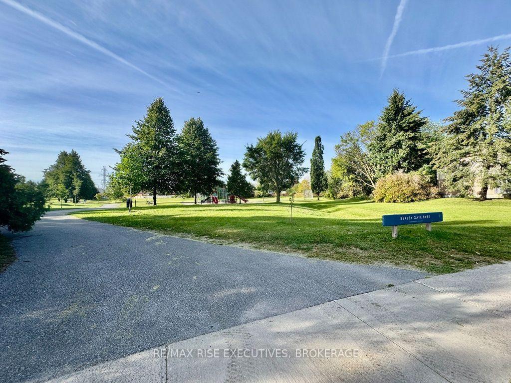 Photo 47 of 947 Prestwick Crescent, Kingston, East Gardiners Rd — HOMEH