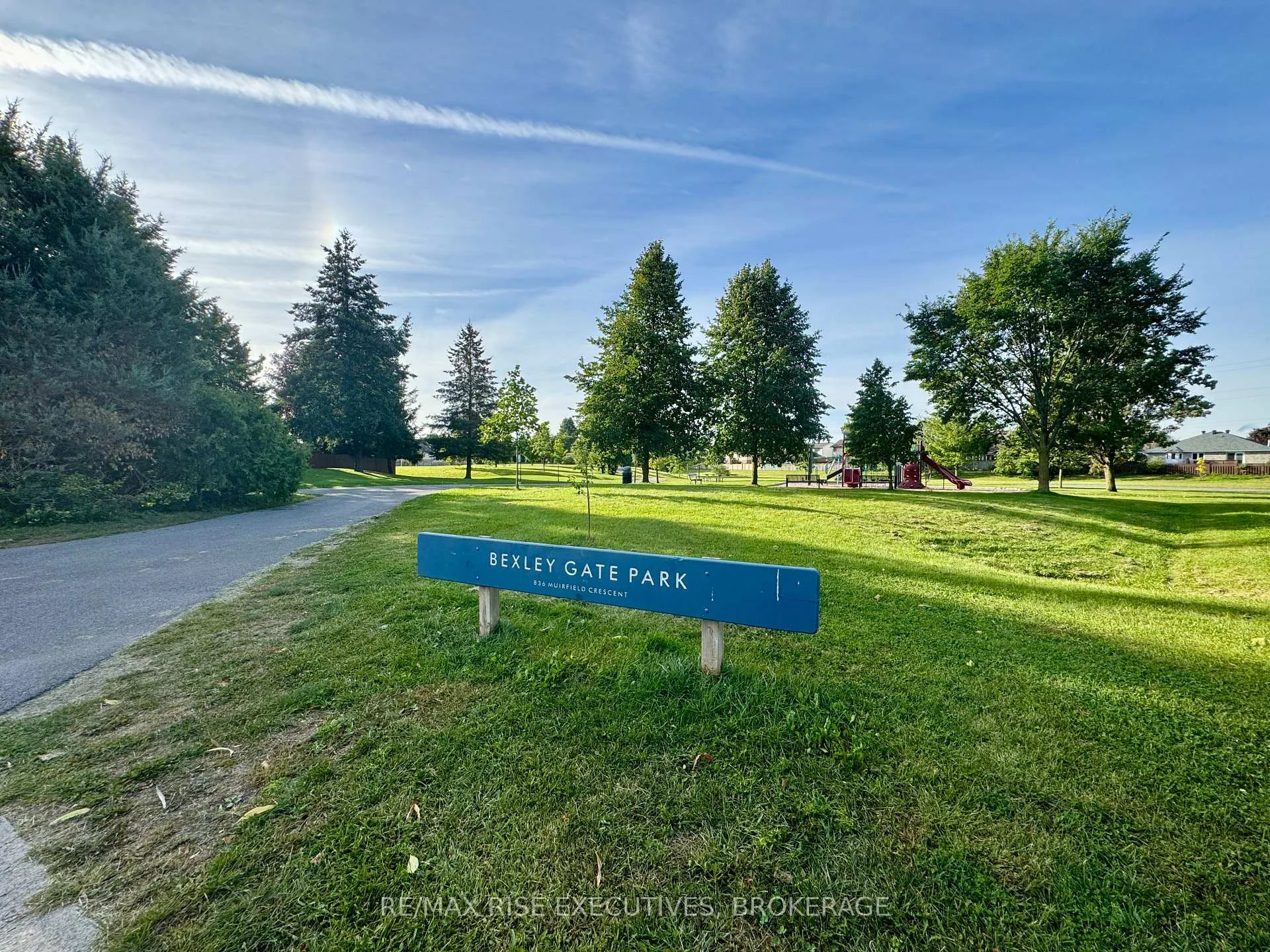 Photo 52 of 947 Prestwick Crescent, Kingston, East Gardiners Rd — HOMEH