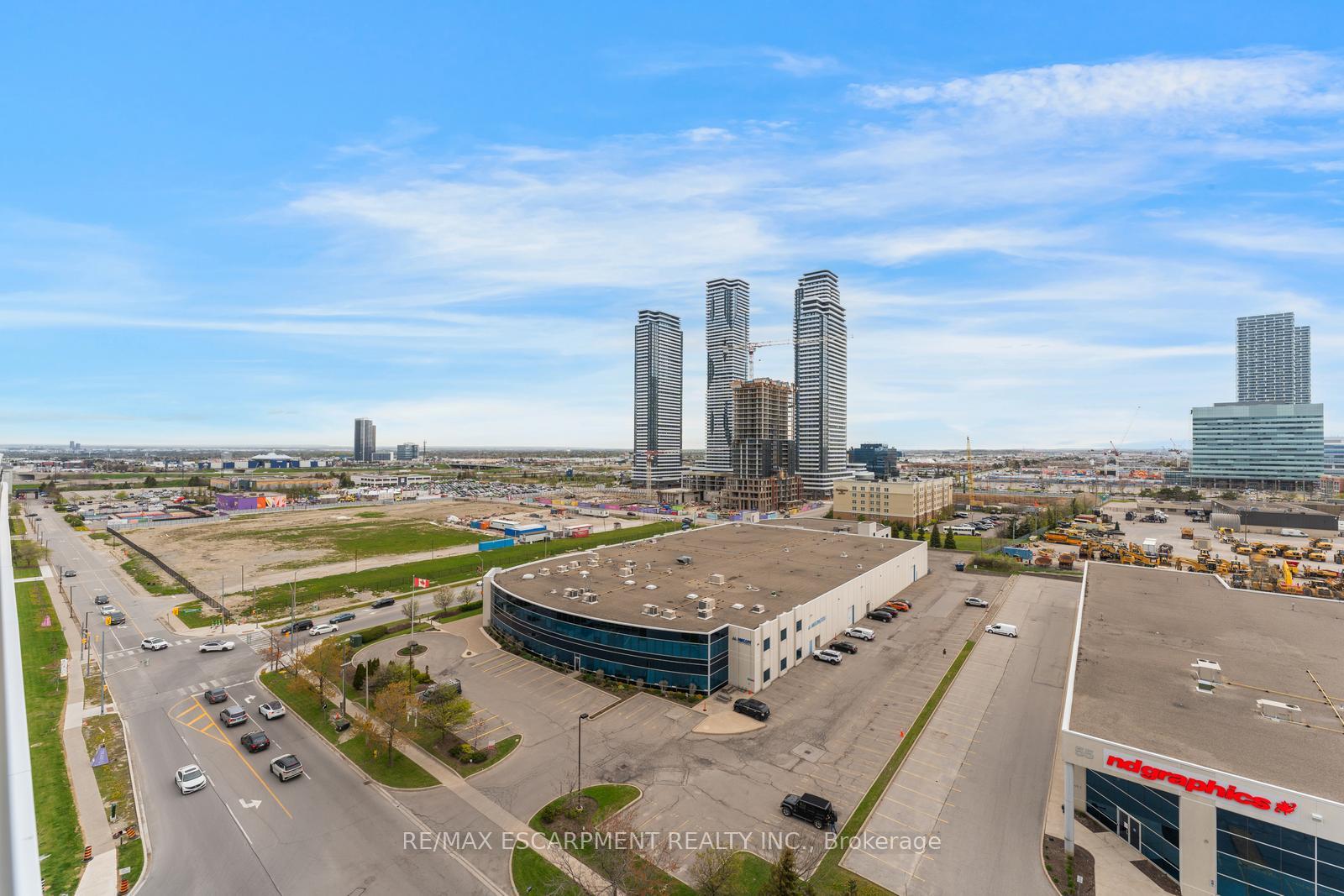 Photo 21 of Unit 1120, 10 Honeycrisp Crescent, Vaughan, Vaughan Corporate Centre — HOMEH