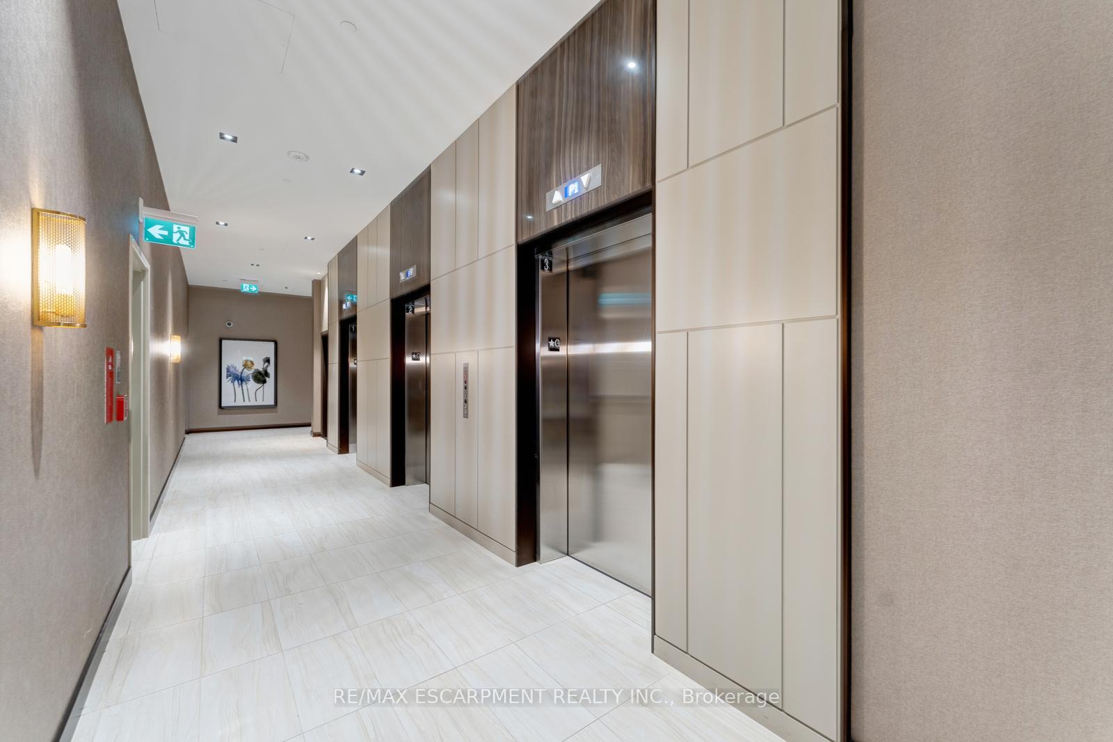 Photo 25 of Unit 1120, 10 Honeycrisp Crescent, Vaughan, Vaughan Corporate Centre — HOMEH