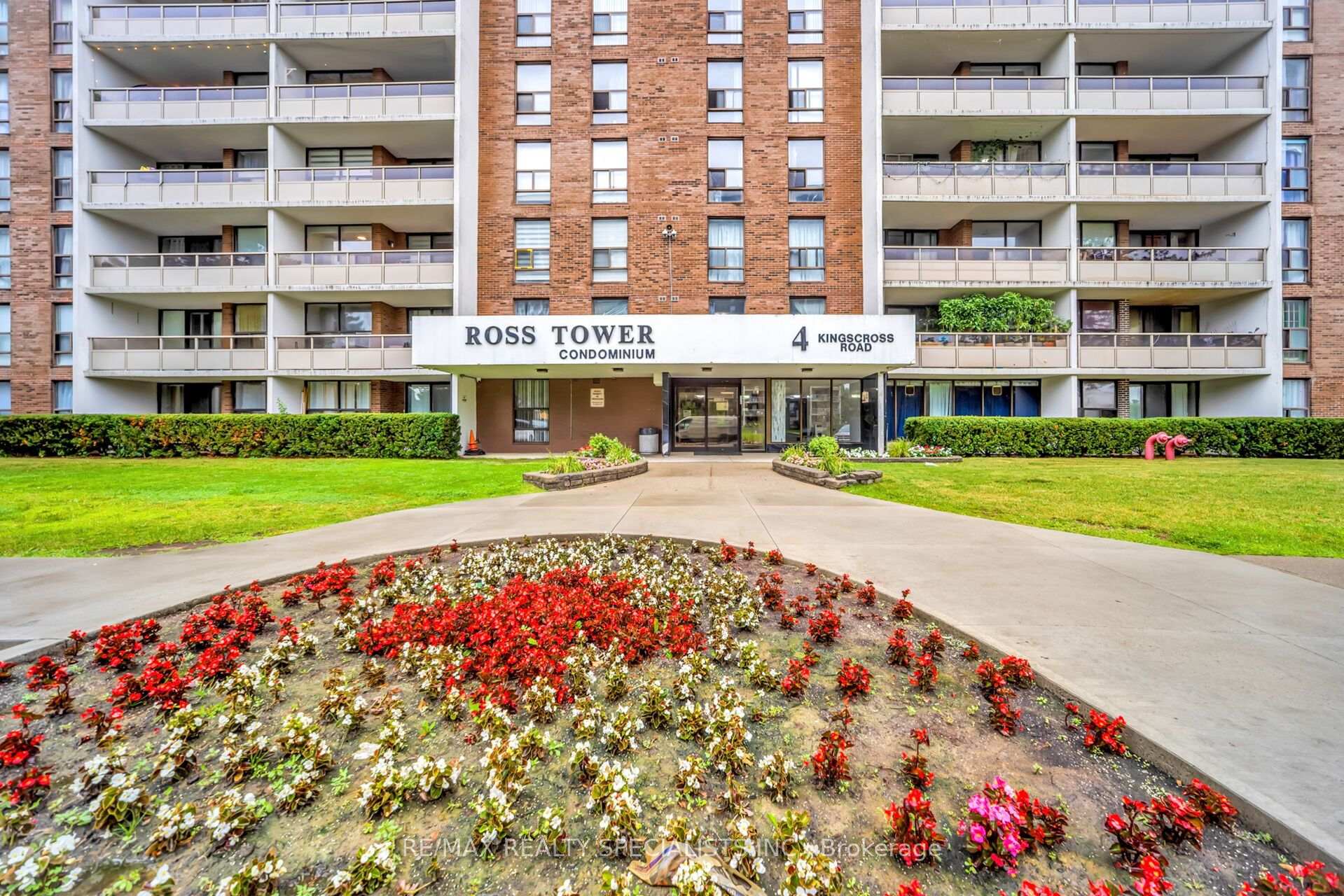 Photo 2 of Unit 1008, 4 Kings Cross Road, Brampton, Queen Street Corridor — HOMEH