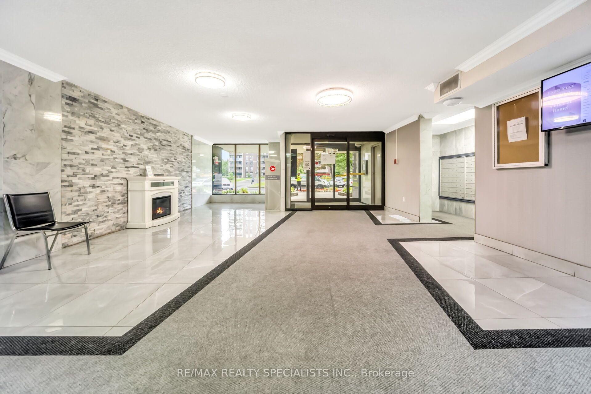 Photo 7 of Unit 1008, 4 Kings Cross Road, Brampton, Queen Street Corridor — HOMEH
