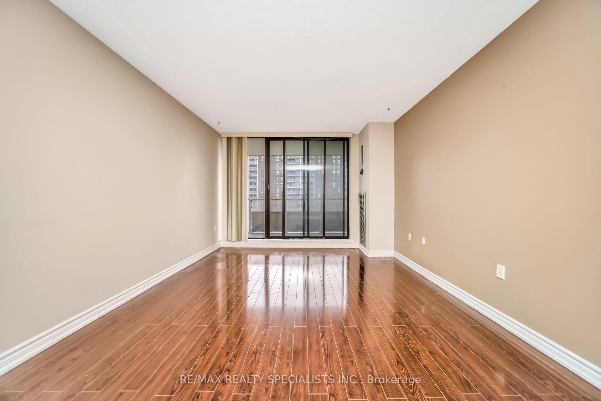 Photo 12 of Unit 1008, 4 Kings Cross Road, Brampton, Queen Street Corridor — HOMEH